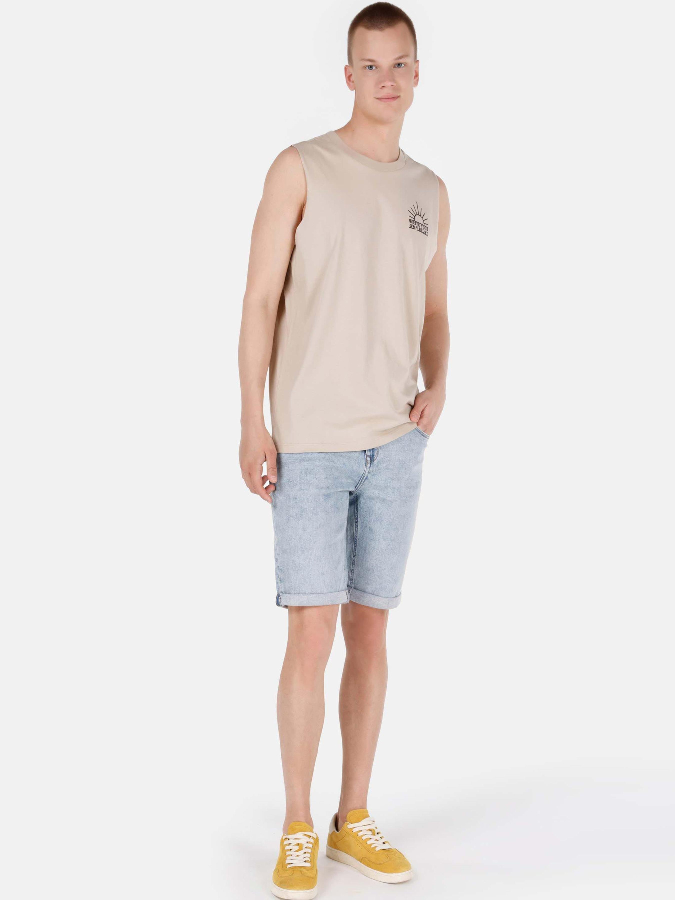 Футболки и поло Colin’s модель CL1068774_Q1.V1_BEI Фото