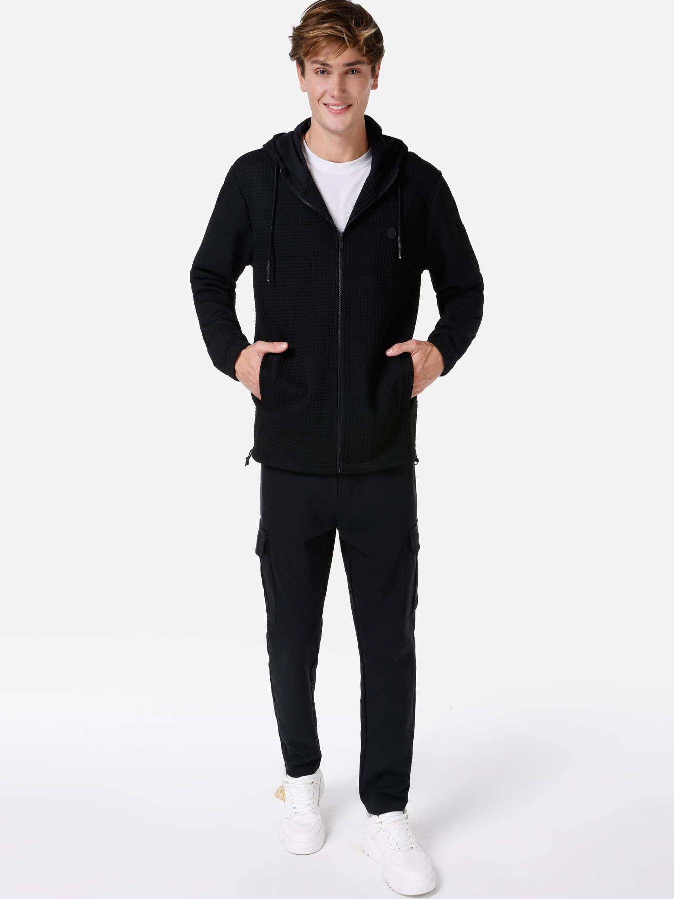 Кофты и свитера Colin’s модель CL1066987_Q1.V1_BLK Фото