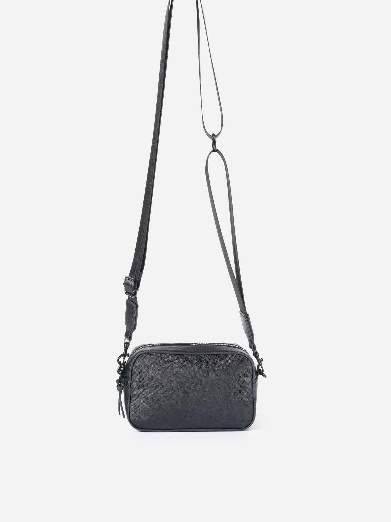 Сумки Colin’s модель CL1068274_Q1.V1_BLK Фото