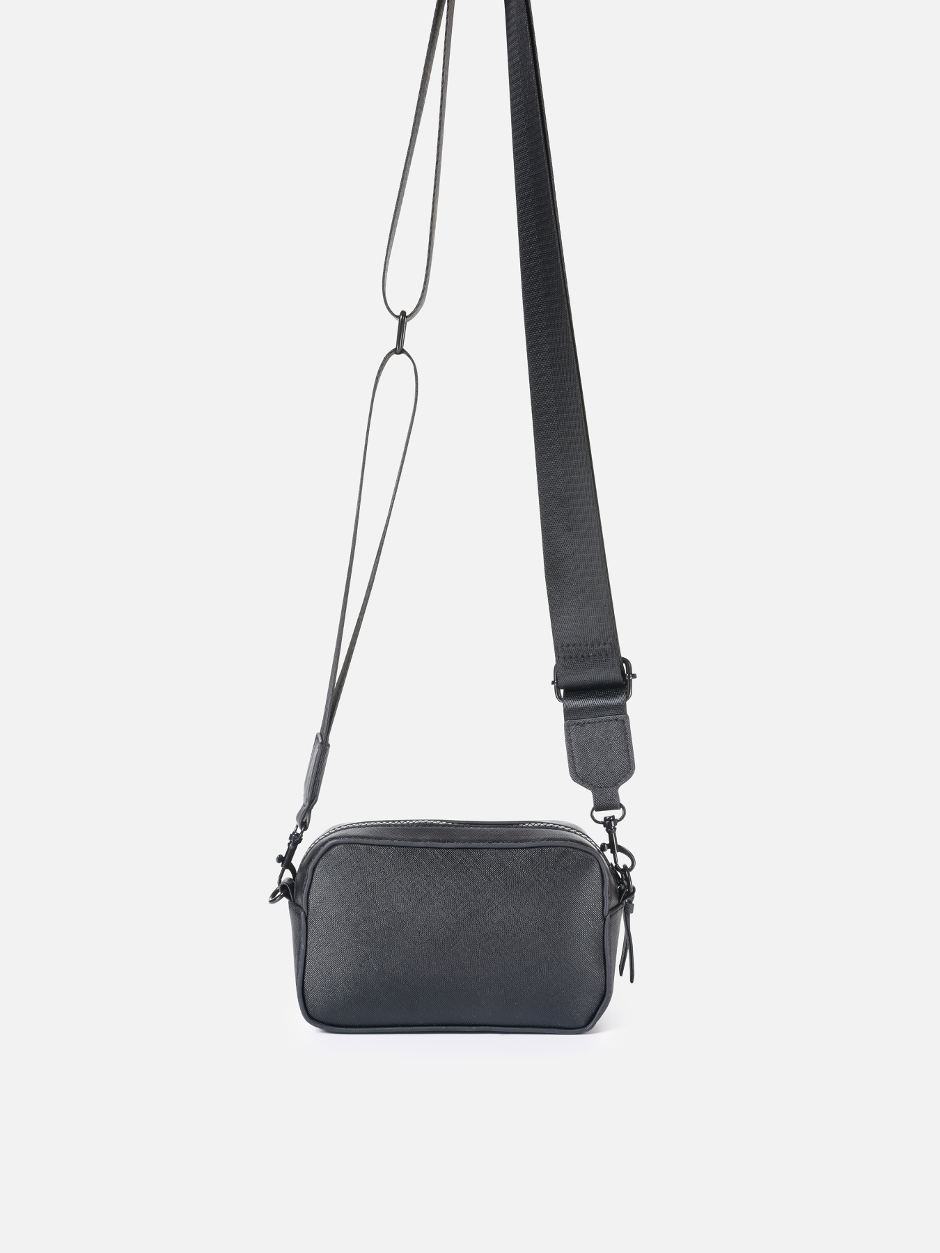 Сумки Colin’s модель CL1068274_Q1.V1_BLK Фото