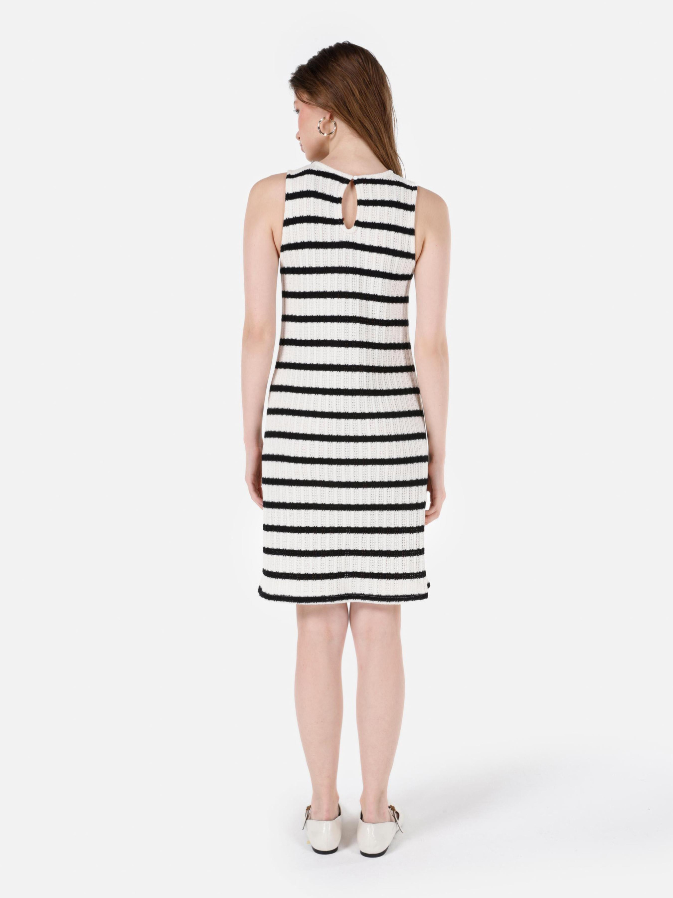 Платья Colin’s модель CL1069053_Q1.V1_BLK Фото