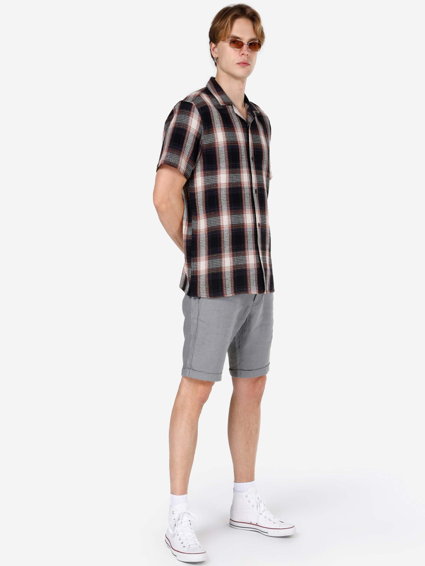 Шорти Colin’s модель CL1068762_Q1.V1_KHA Фото