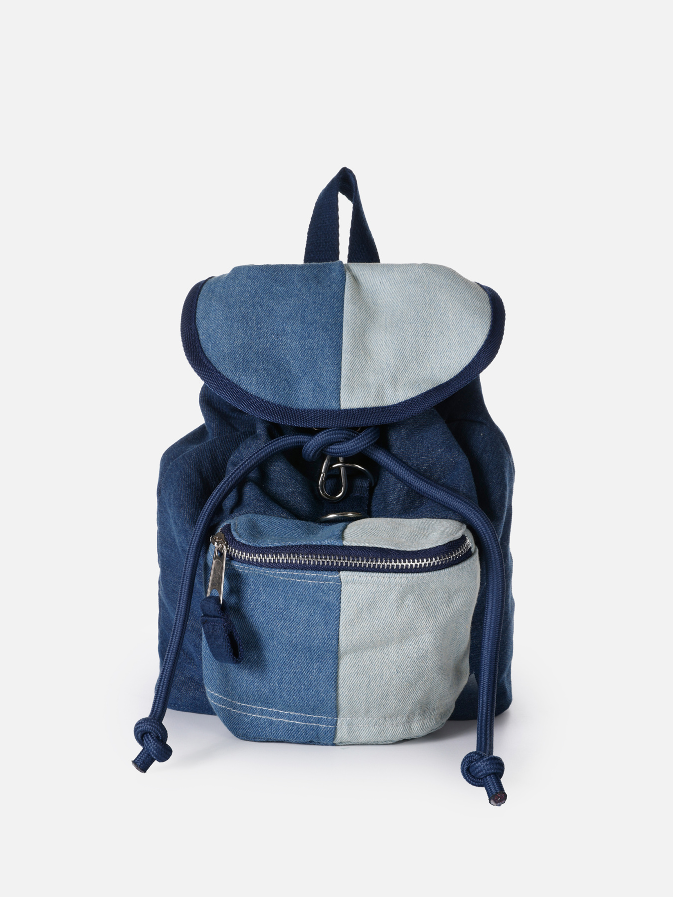 Рюкзаки Colin’s модель CL1068278_Q1.V1_NAV Рюкзаки Colin’s модель CL1068278_Q1.V1_NAV Фото