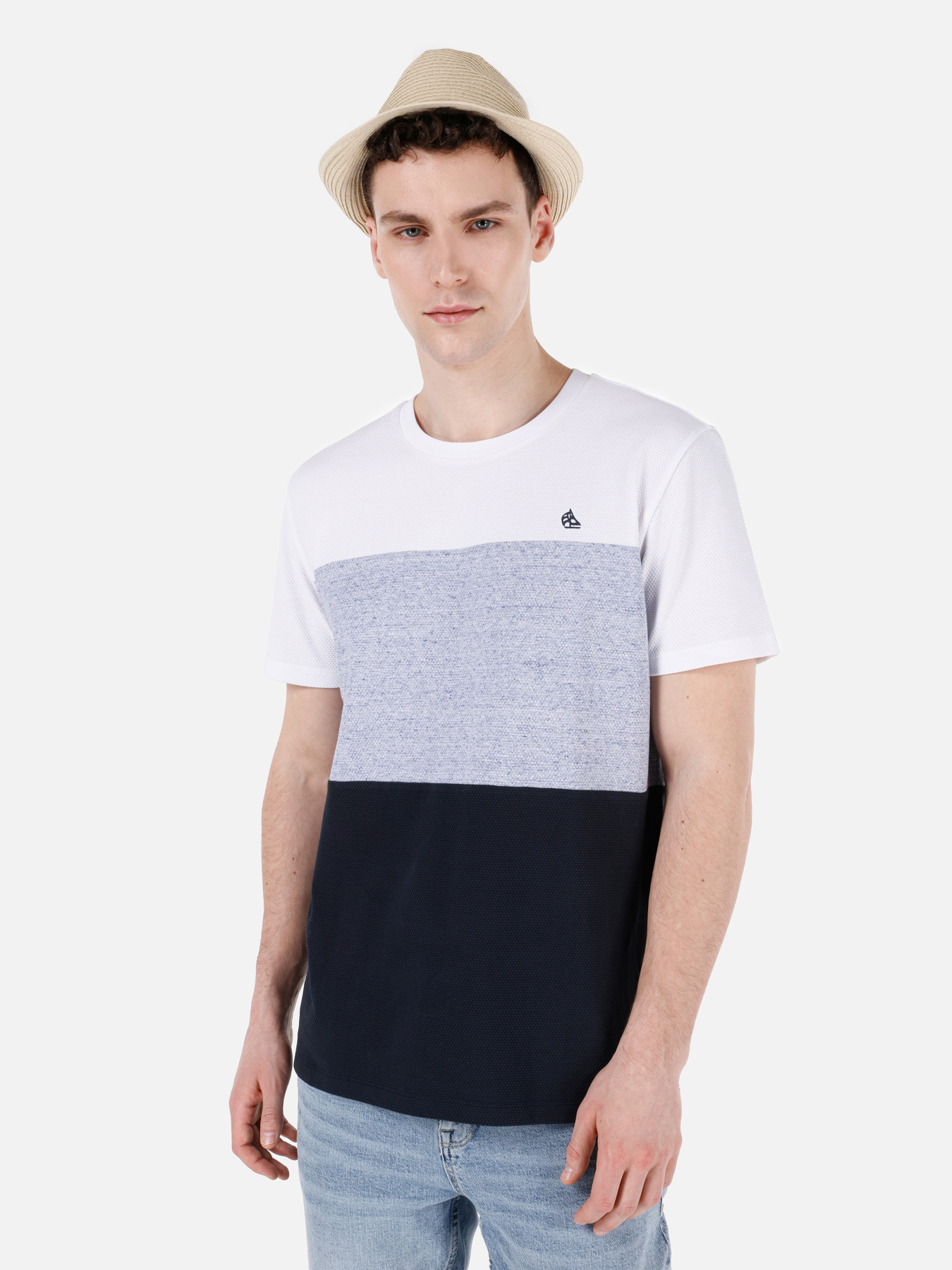 Футболки и поло Colin’s модель CL1069478_Q1.V1_NAV Фото