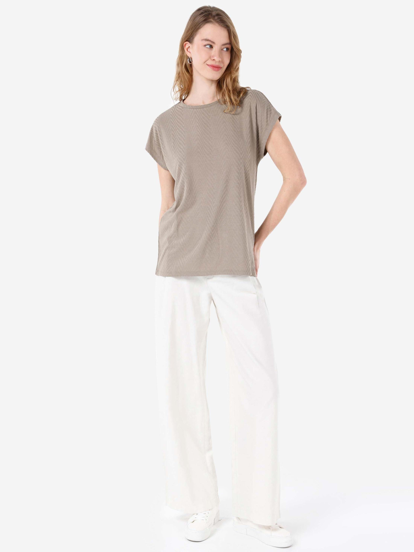 Футболки і поло Colin’s модель CL1067942_Q1.V1_OLV Фото