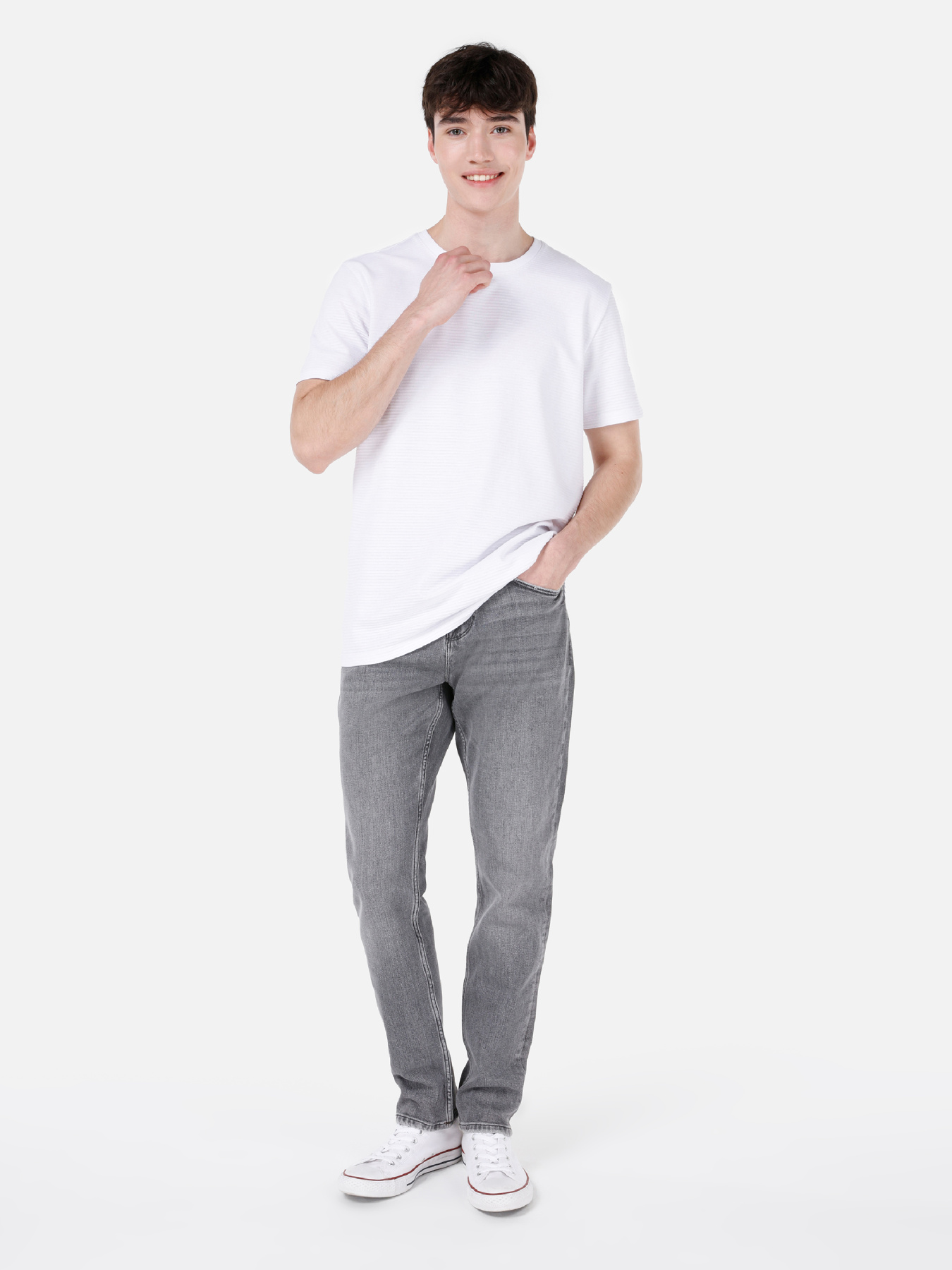 Футболки и поло Colin’s модель CL1067628_Q1.V1_WHT Фото