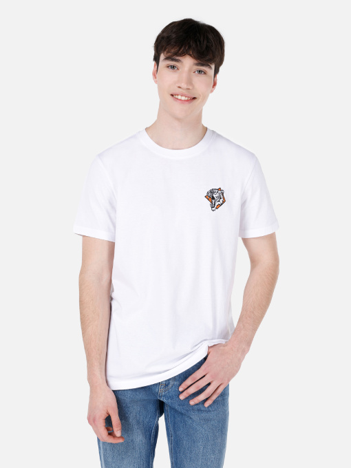 Футболки и поло Colin’s модель CL1067776_Q1.V1_WHT Футболки и поло Colin’s модель CL1067776_Q1.V1_WHT Фото