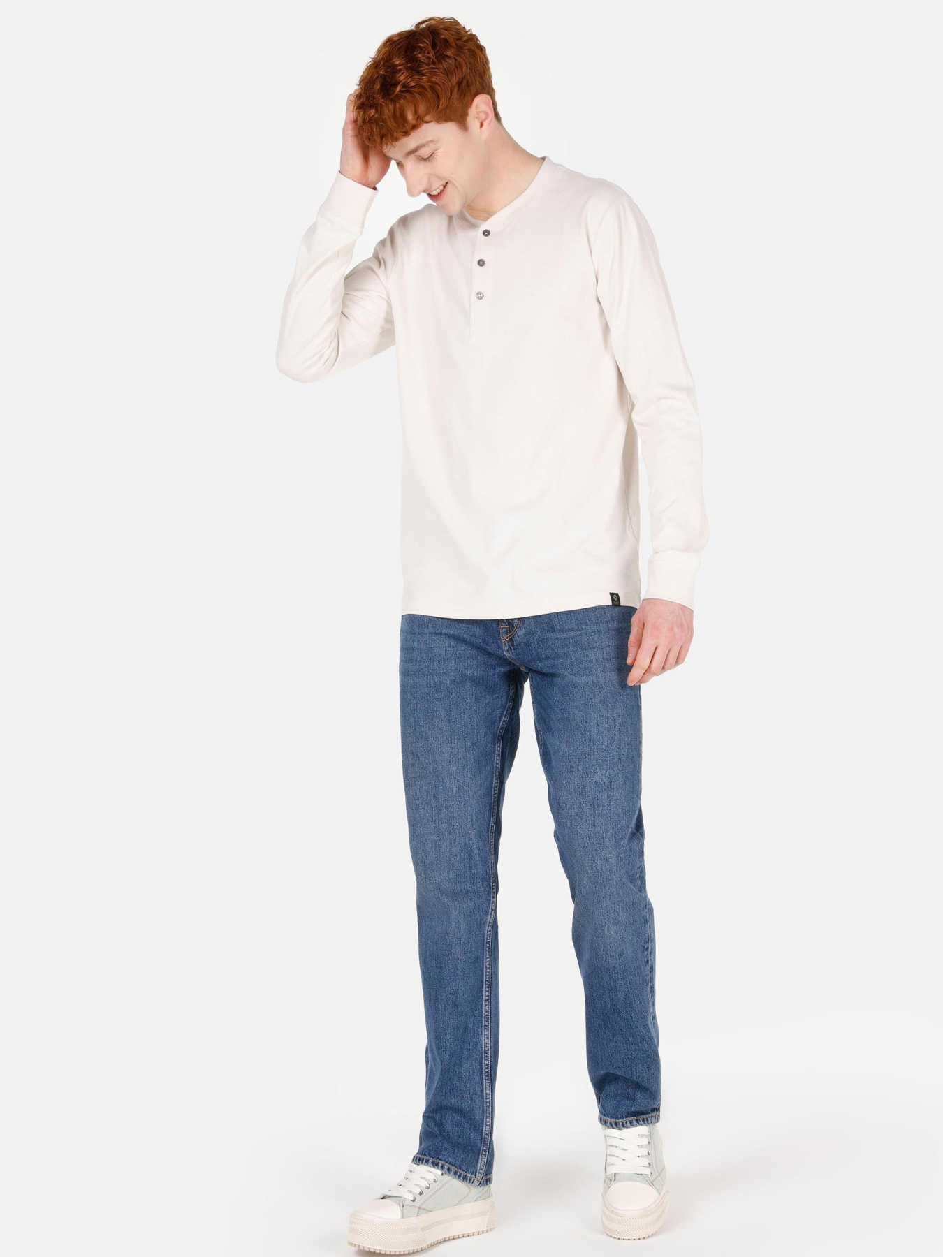 Худи и свитшоты Colin’s модель CL1065875_Q1.V1_WHT Фото