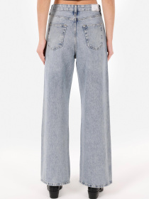 Прямые джинсы Colin’s модель CL1071522_Q1.V1_DN43862 Прямые джинсы Colin’s модель CL1071522_Q1.V1_DN43862 Фото