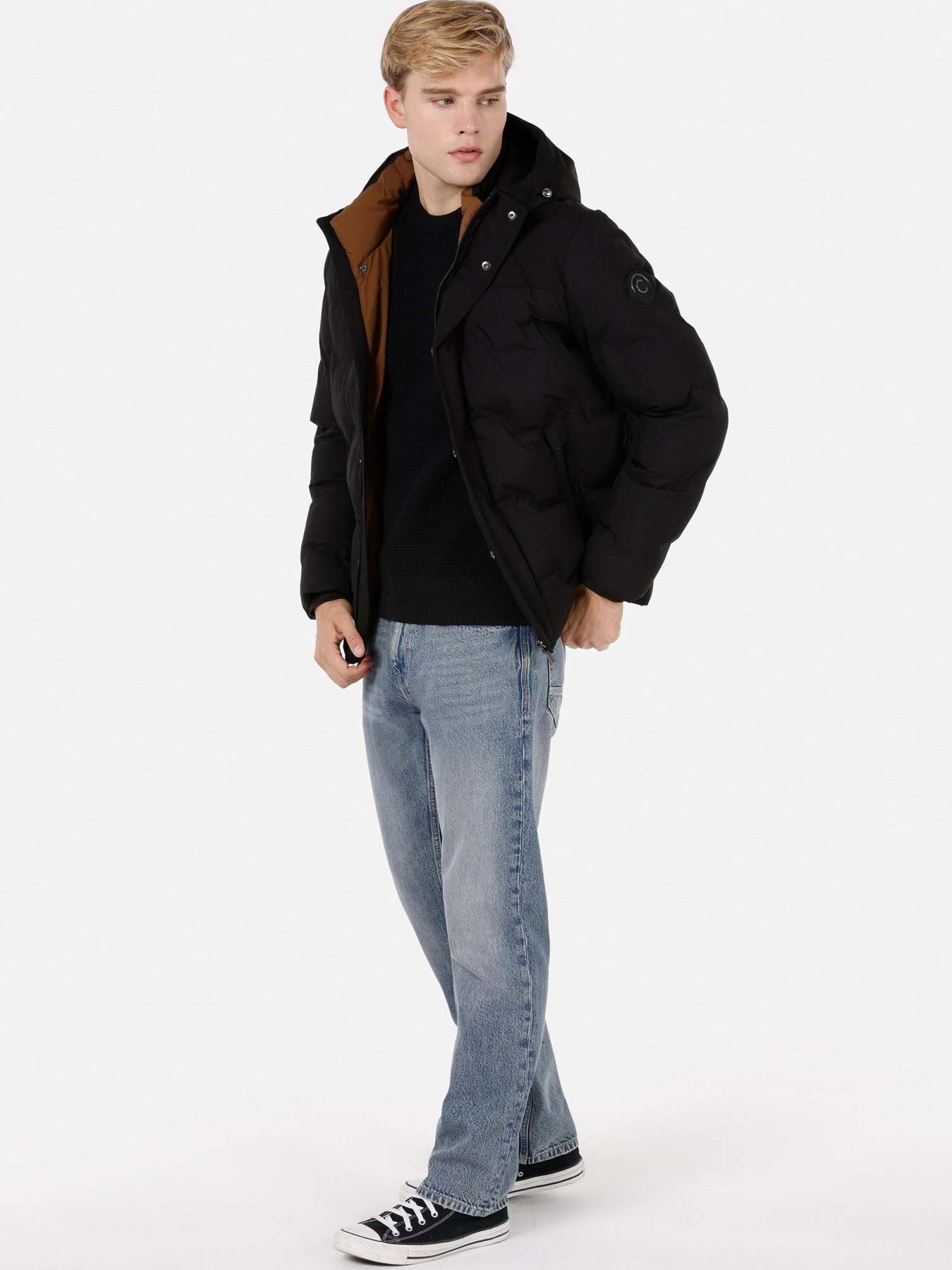 Куртки и дубленки Colin’s модель CL1070995_Q1.V1_BLK Фото