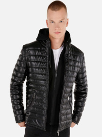 Куртки и дубленки Colin’s модель CL1071015_Q1.V1_BLK Фото