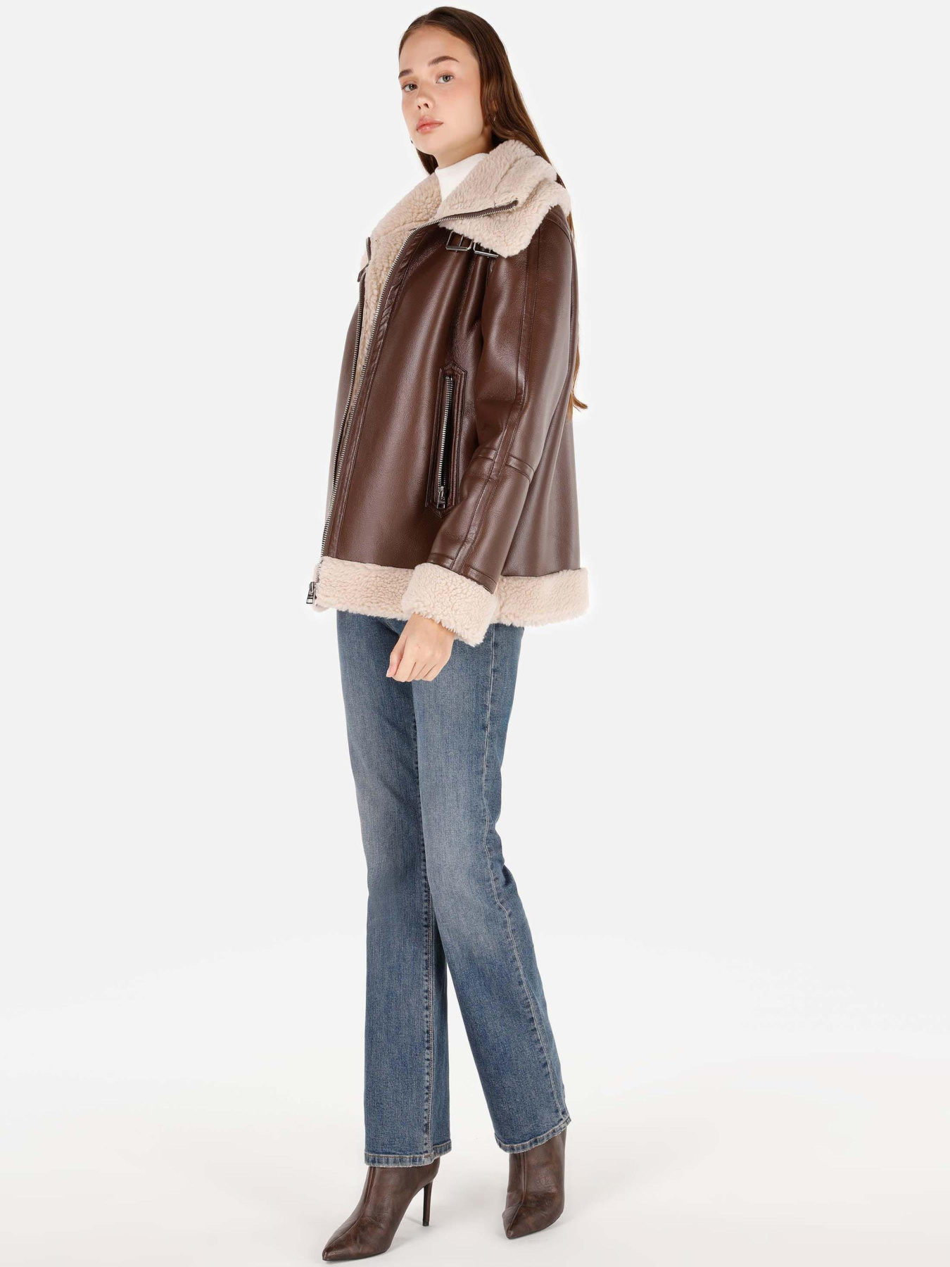 Шуби і дублянки Colin’s модель CL1070354_Q1.V1_BRW Фото