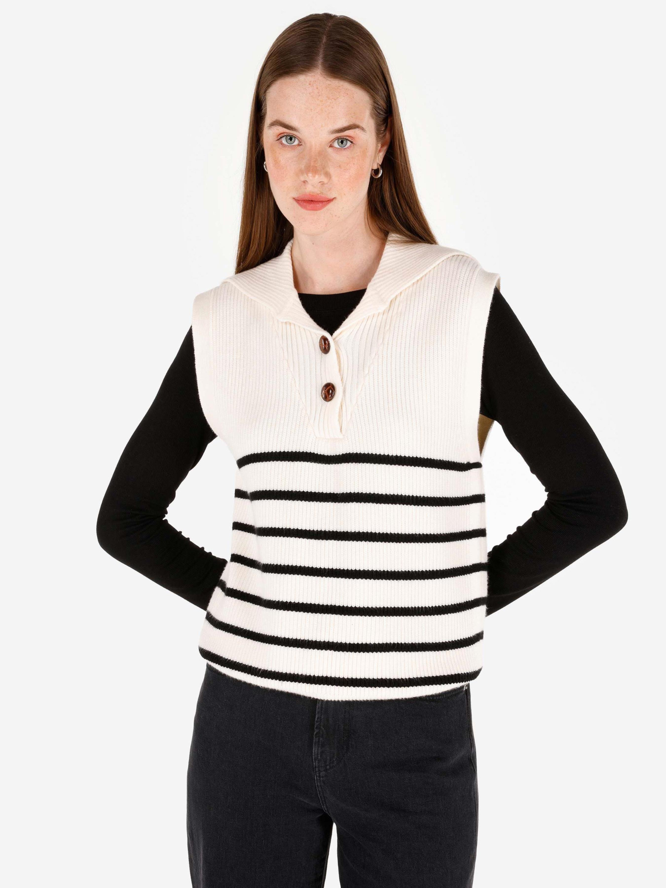 Худи и свитшоты Colin’s модель CL1070274_Q1.V1_ECR Фото