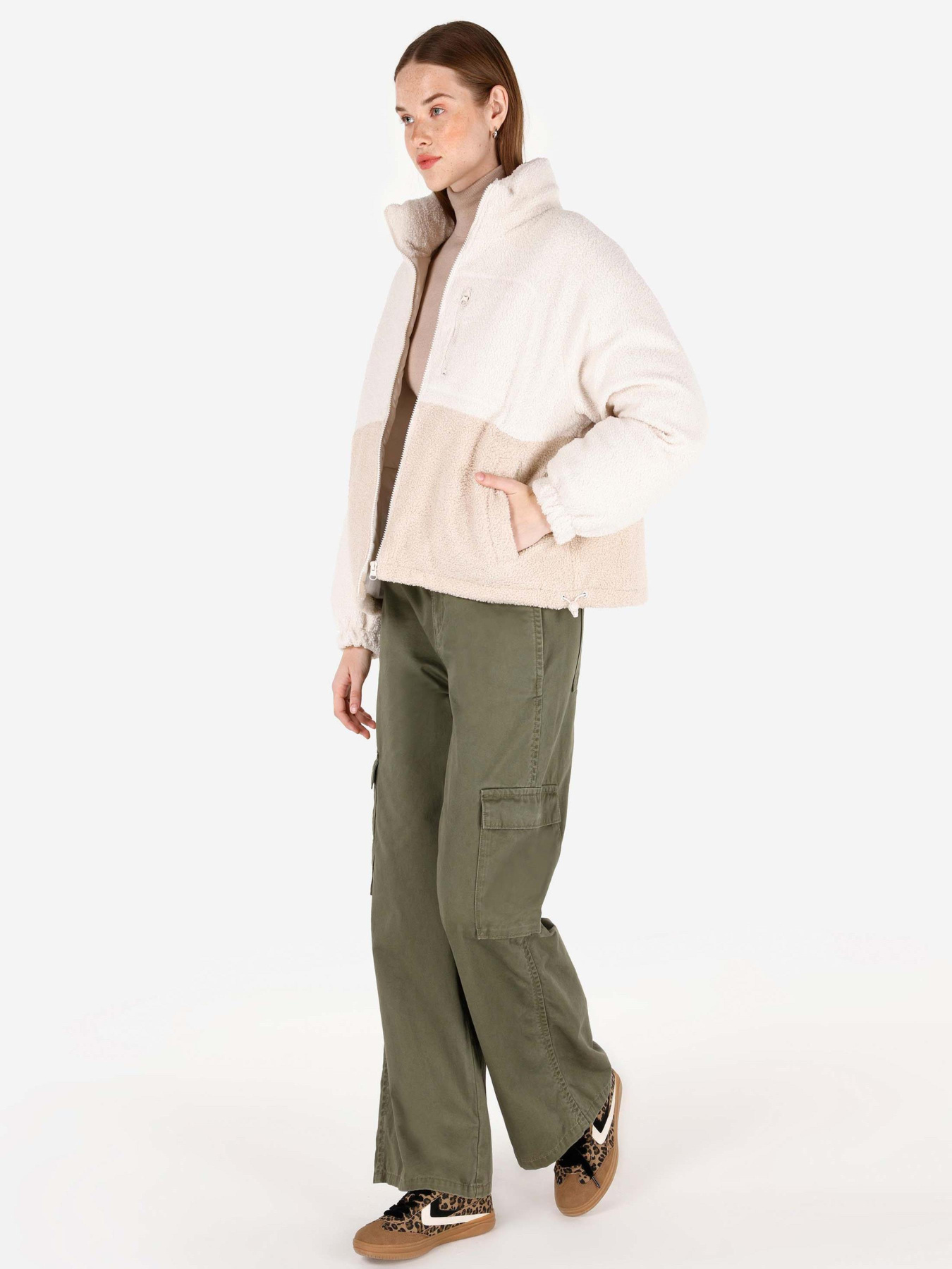 Куртки и дубленки Colin’s модель CL1070979_Q1.V1_ECR Фото