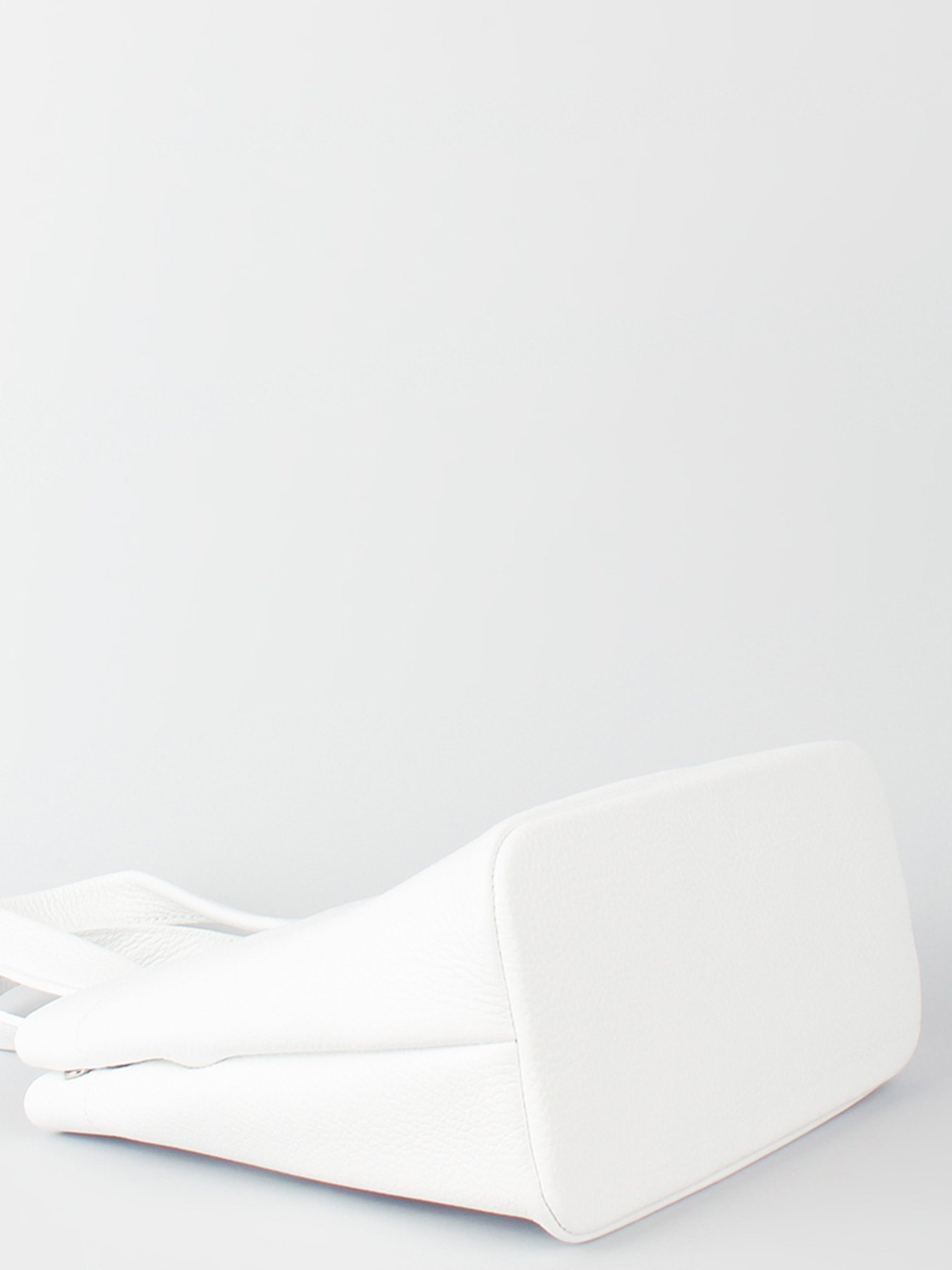 Сумка Bella Bertucci модель 2466-16-32 Фото