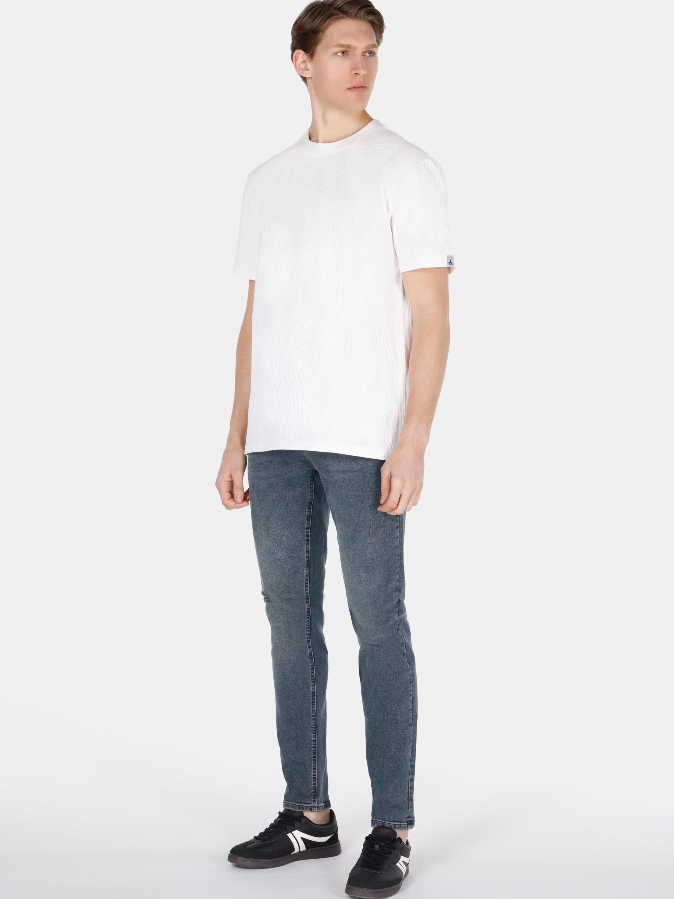 Футболки і поло Colin’s модель CL1073378_Q1.V1_WHT Фото