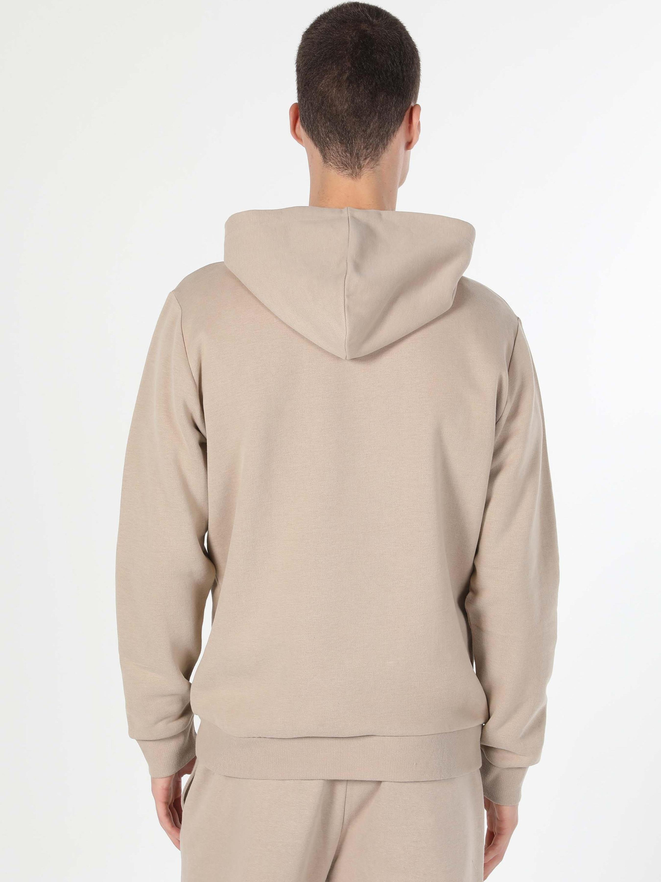 Худі та світшоти Colin’s модель CL1059712_Q1.V2_BEI Фото