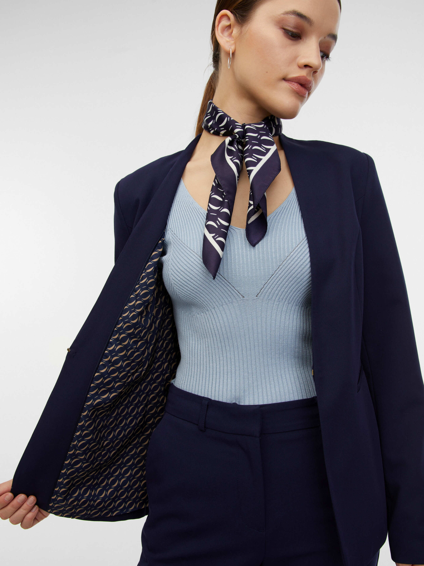 Блейзер Orsay модель 1000136-575000 Фото