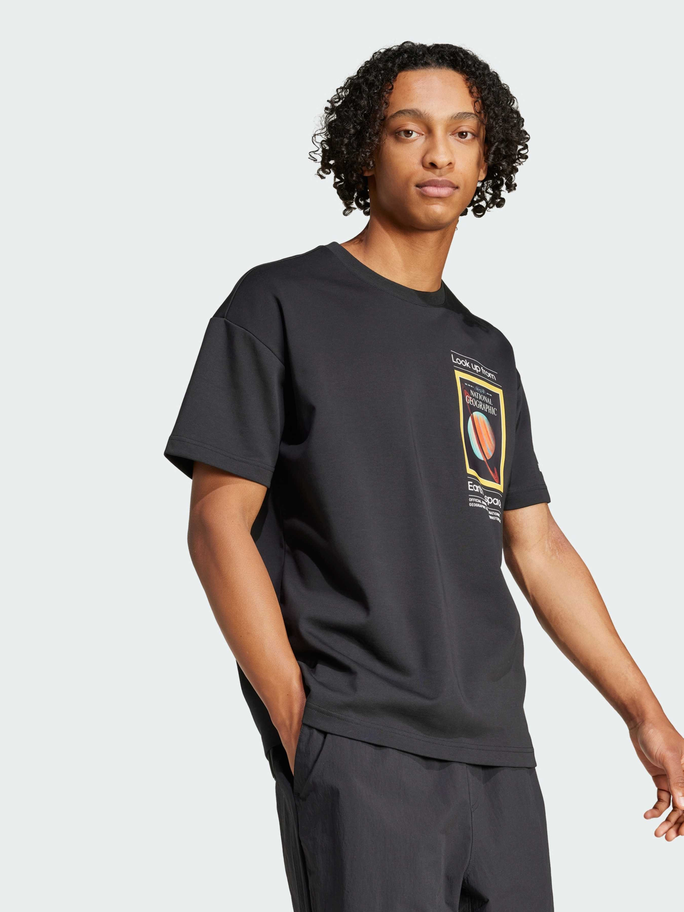 Спортивная футболка Adidas модель JD5964 Спортивная футболка Adidas модель JD5964 Фото