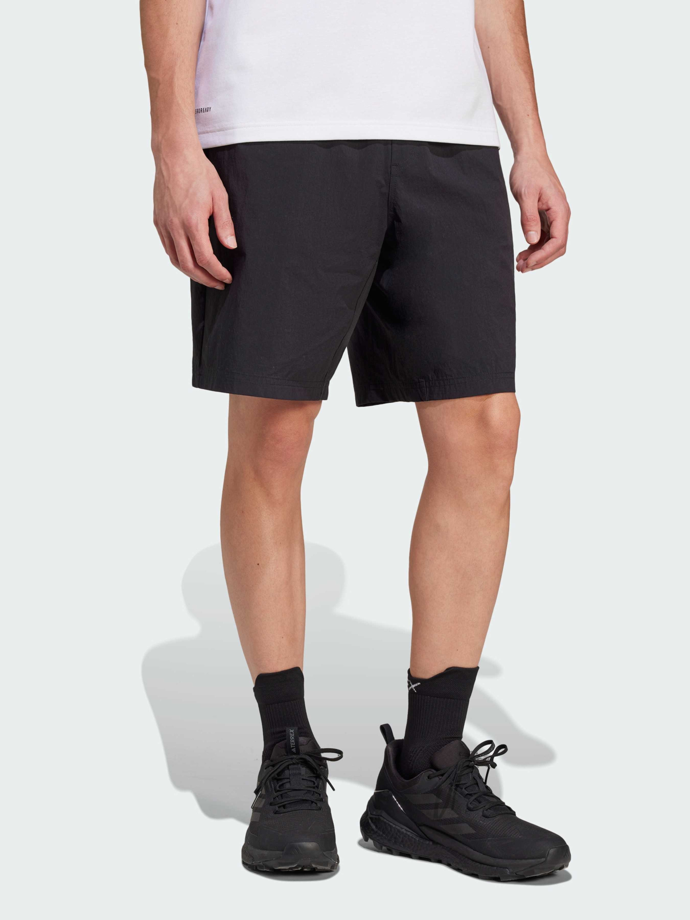 Шорти спортивні Adidas модель JD5845 Фото