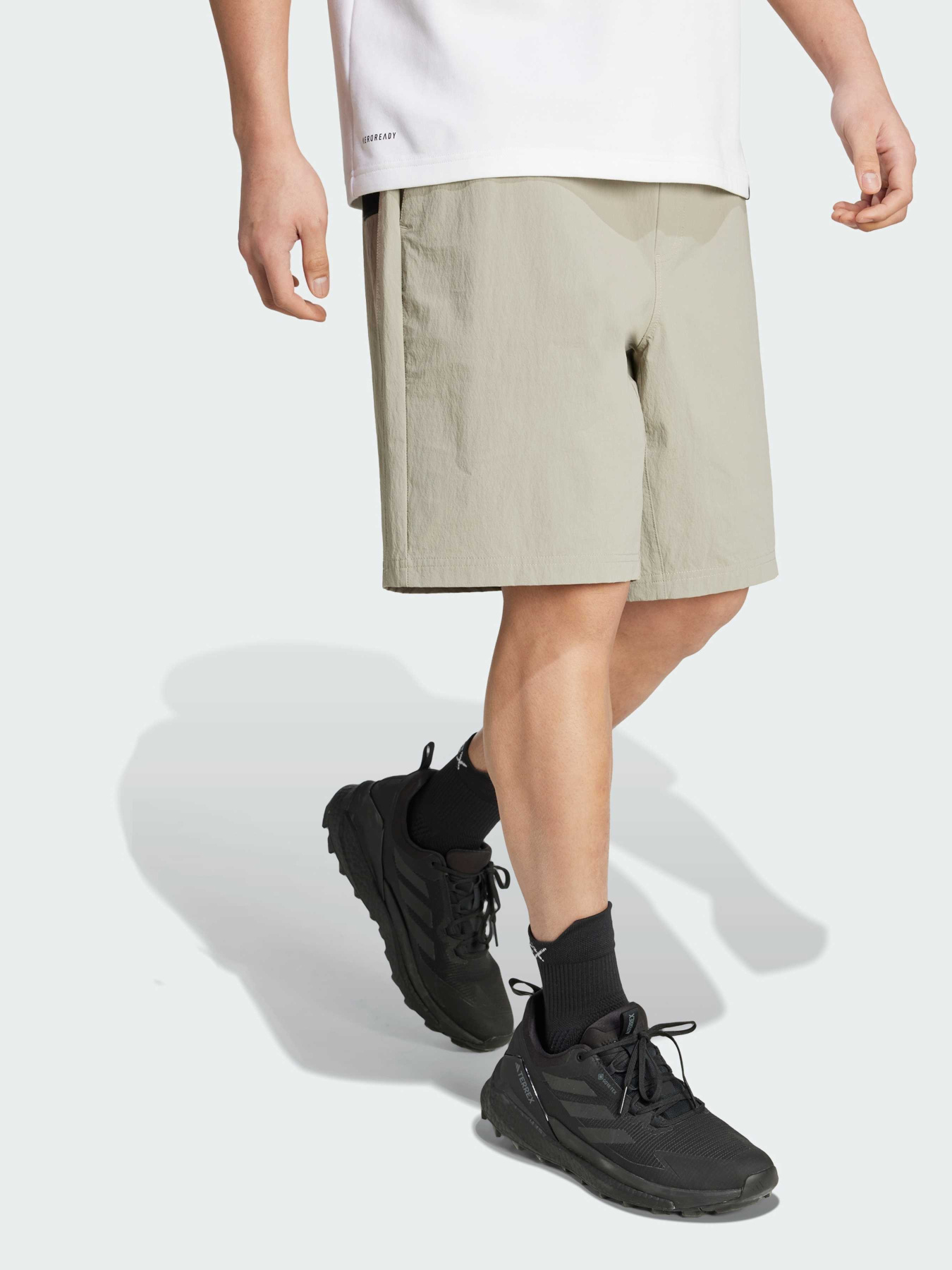 Спортивні шорти Adidas модель JD5844 Фото