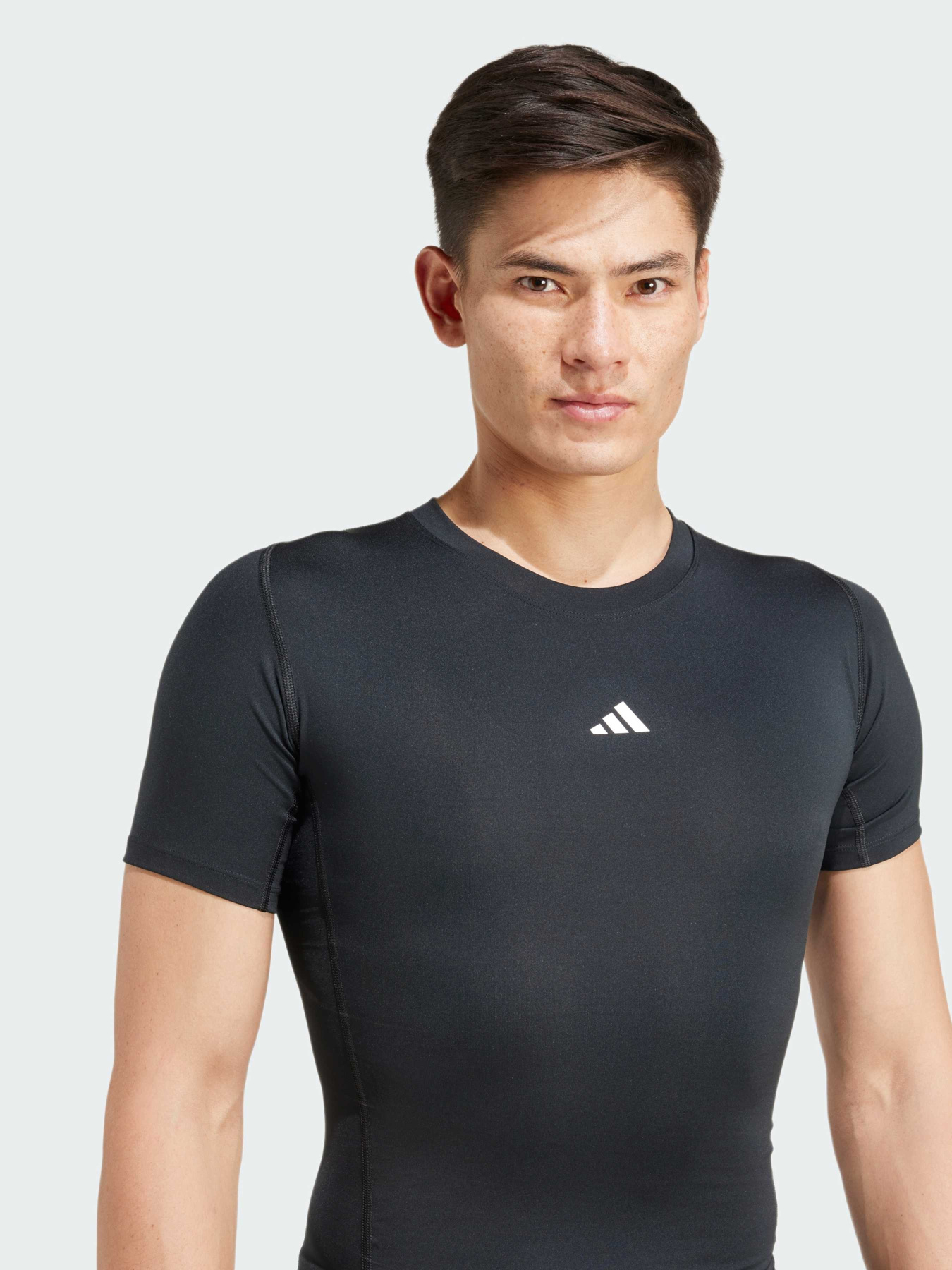 Футболка спортивна Adidas Clima модель JE6698 Фото