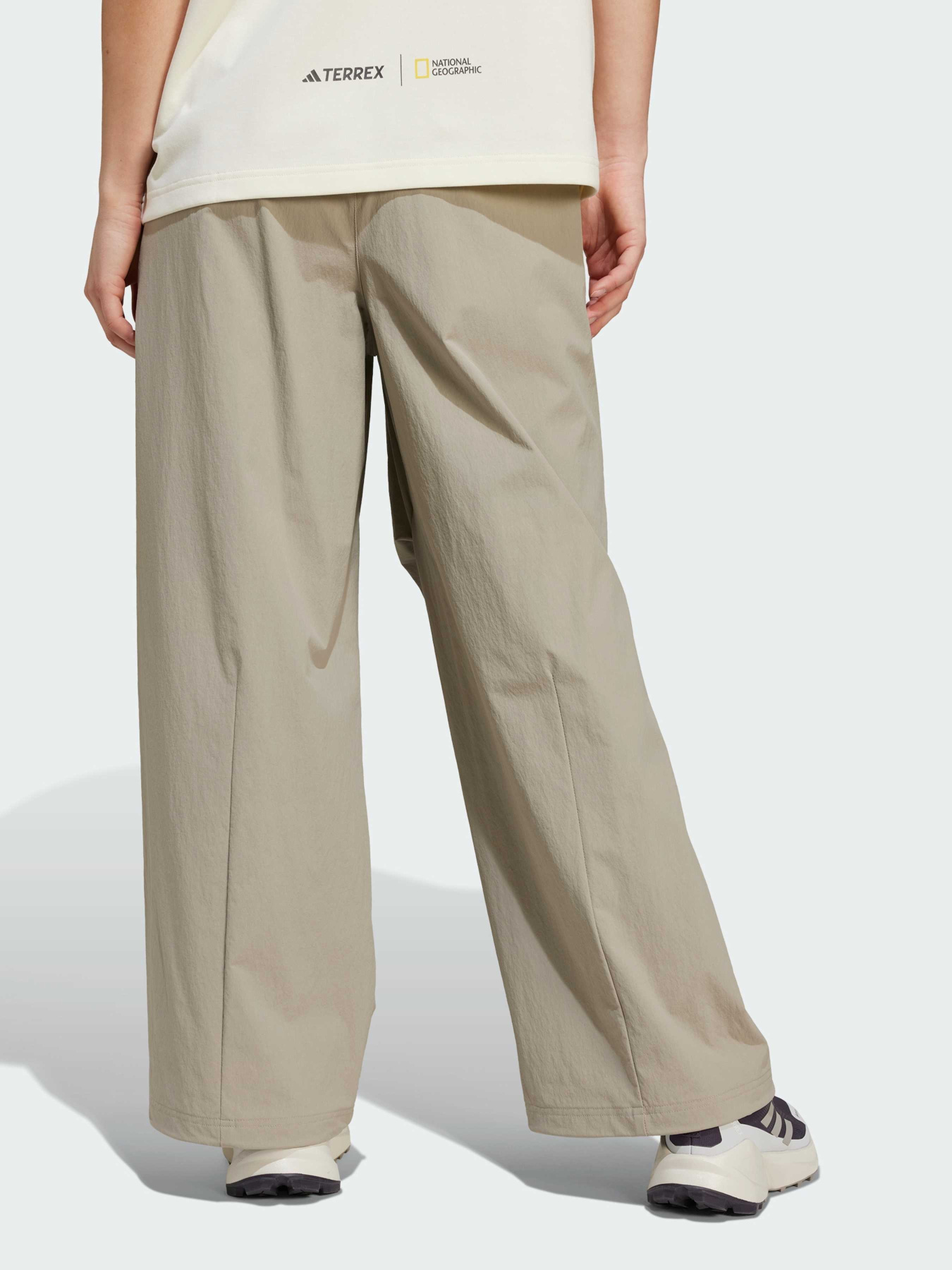 Штани спортивні Adidas модель JD5846 Фото