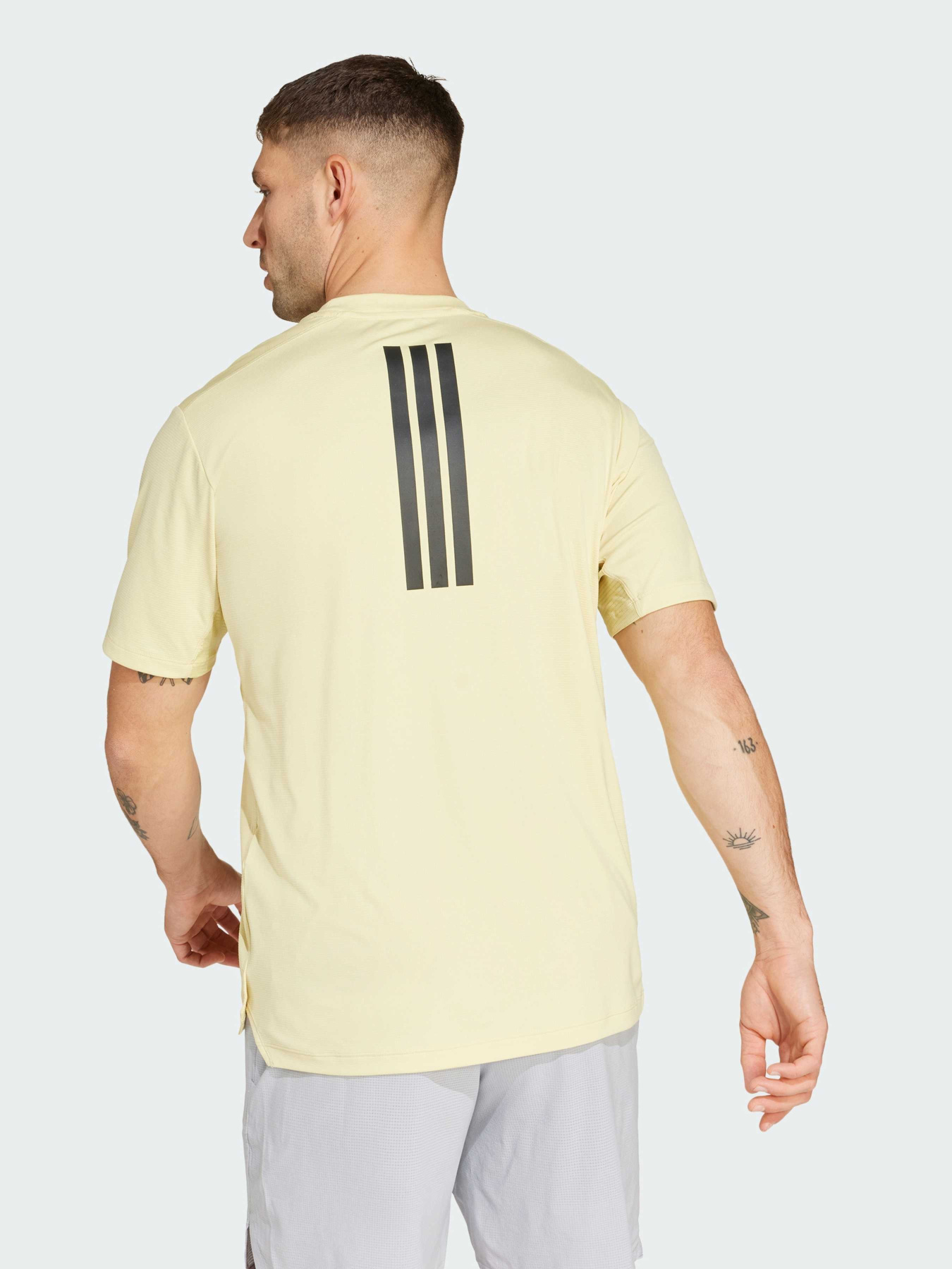 Спортивна футболка Adidas 3 Stripes модель JE8239 Фото