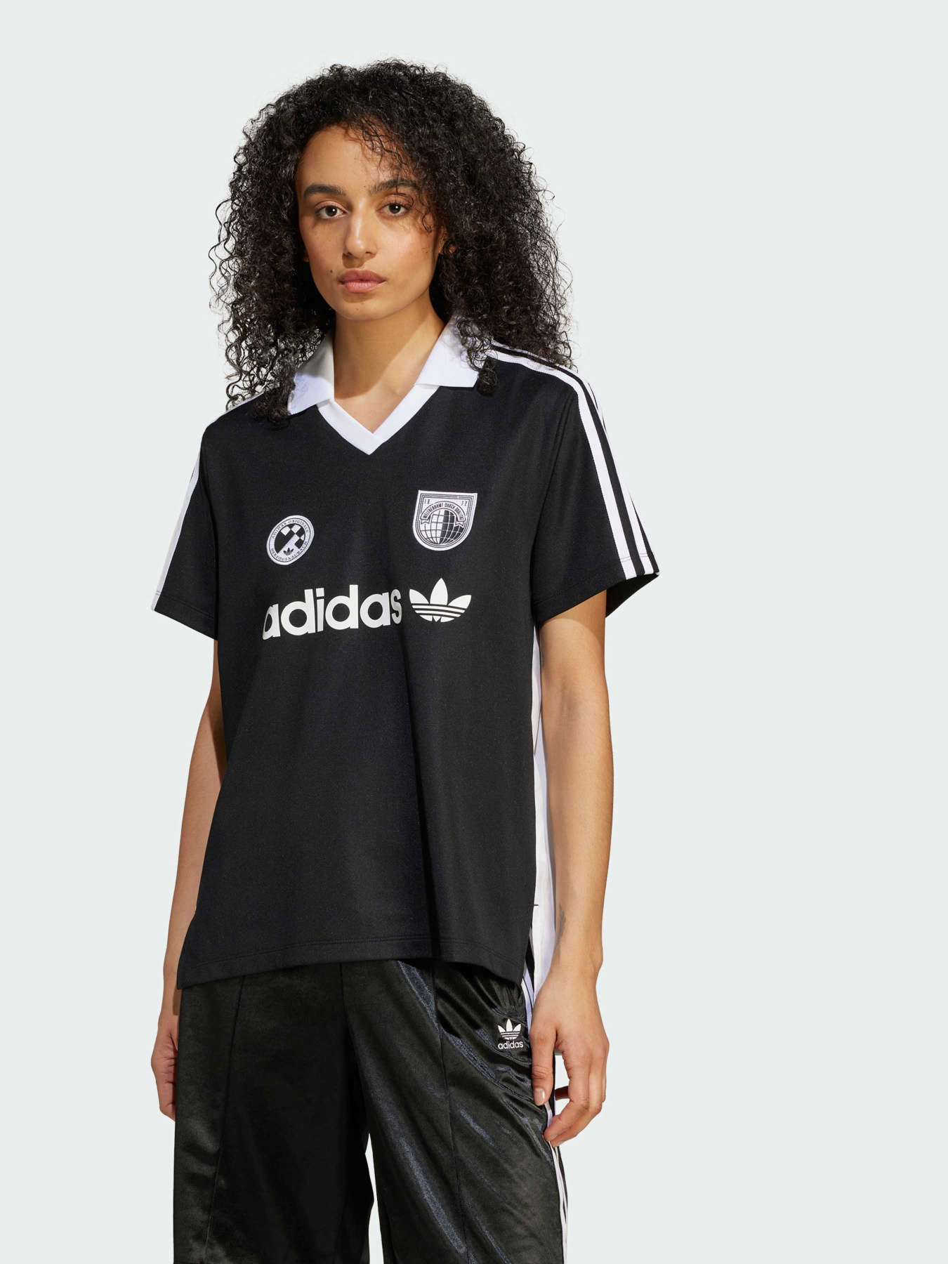 Футболка Adidas модель JZ6783 Футболка Adidas модель JZ6783 Фото