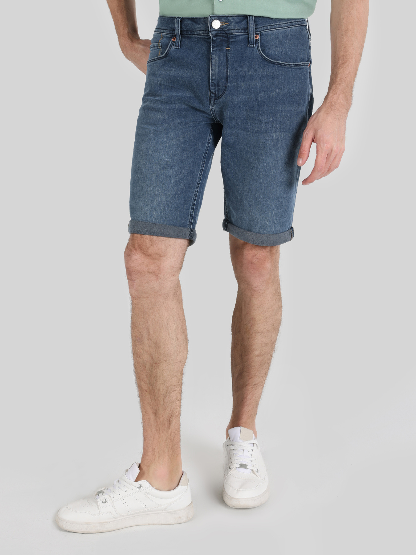 Шорти Colin’s модель CL1063581_Q1.V1_DN40878 Фото