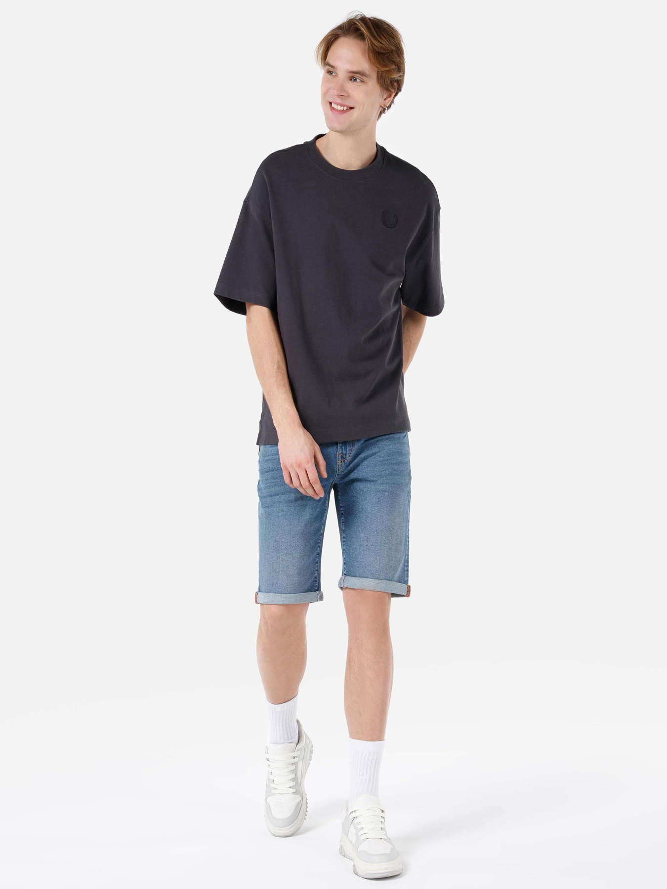 Шорти Colin’s модель CL1068547_Q1.V1_DN05019 Фото