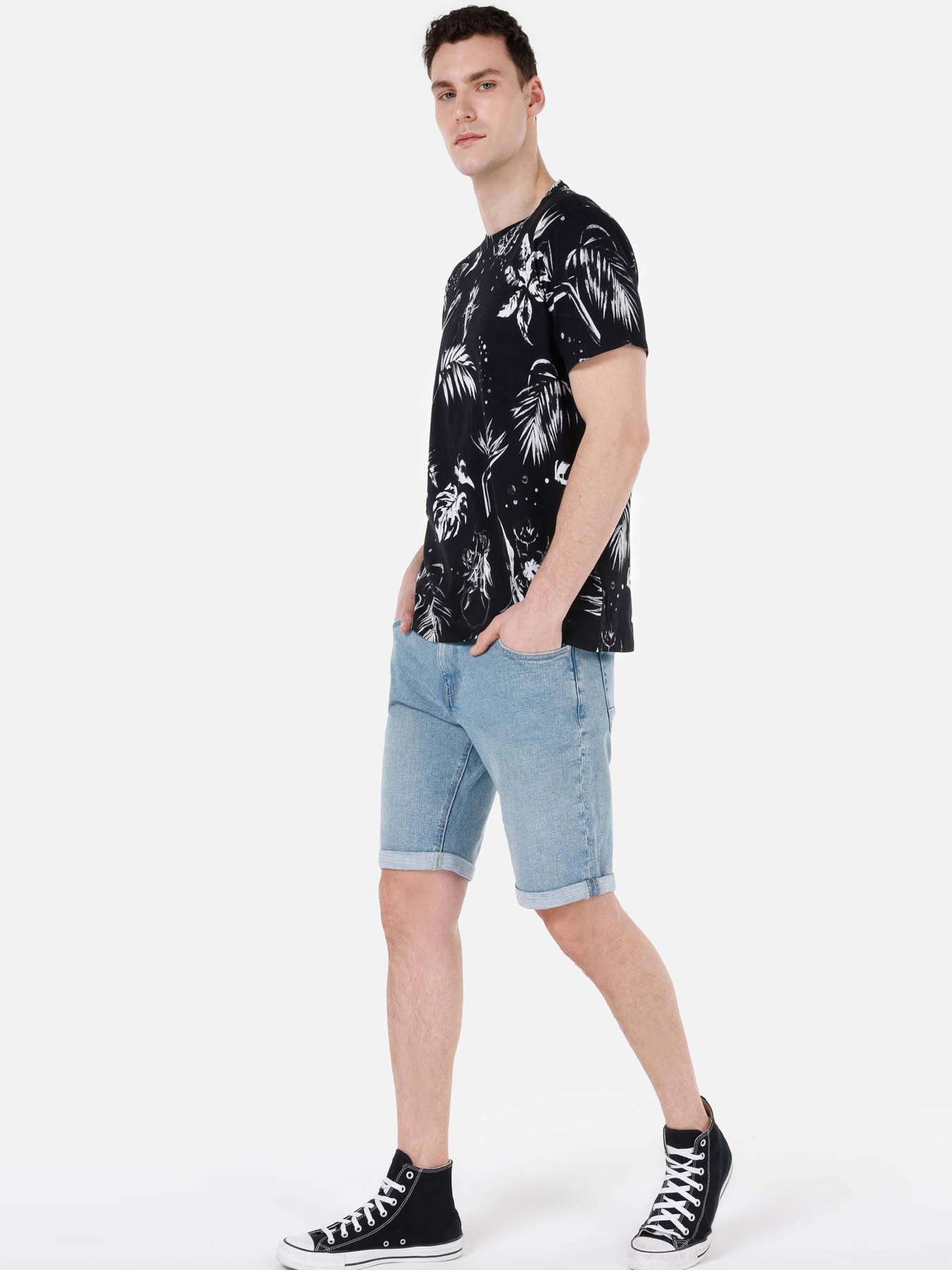 Шорти Colin’s модель CL1069525_Q1.V1_DN43505 Фото