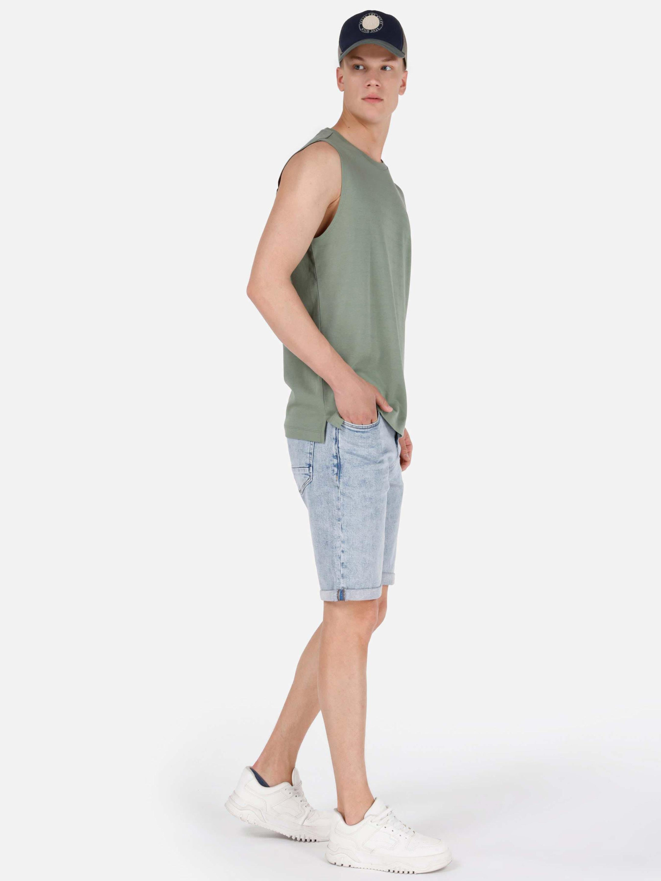 Шорти Colin’s модель CL1069527_Q1.V1_DN43508 Фото