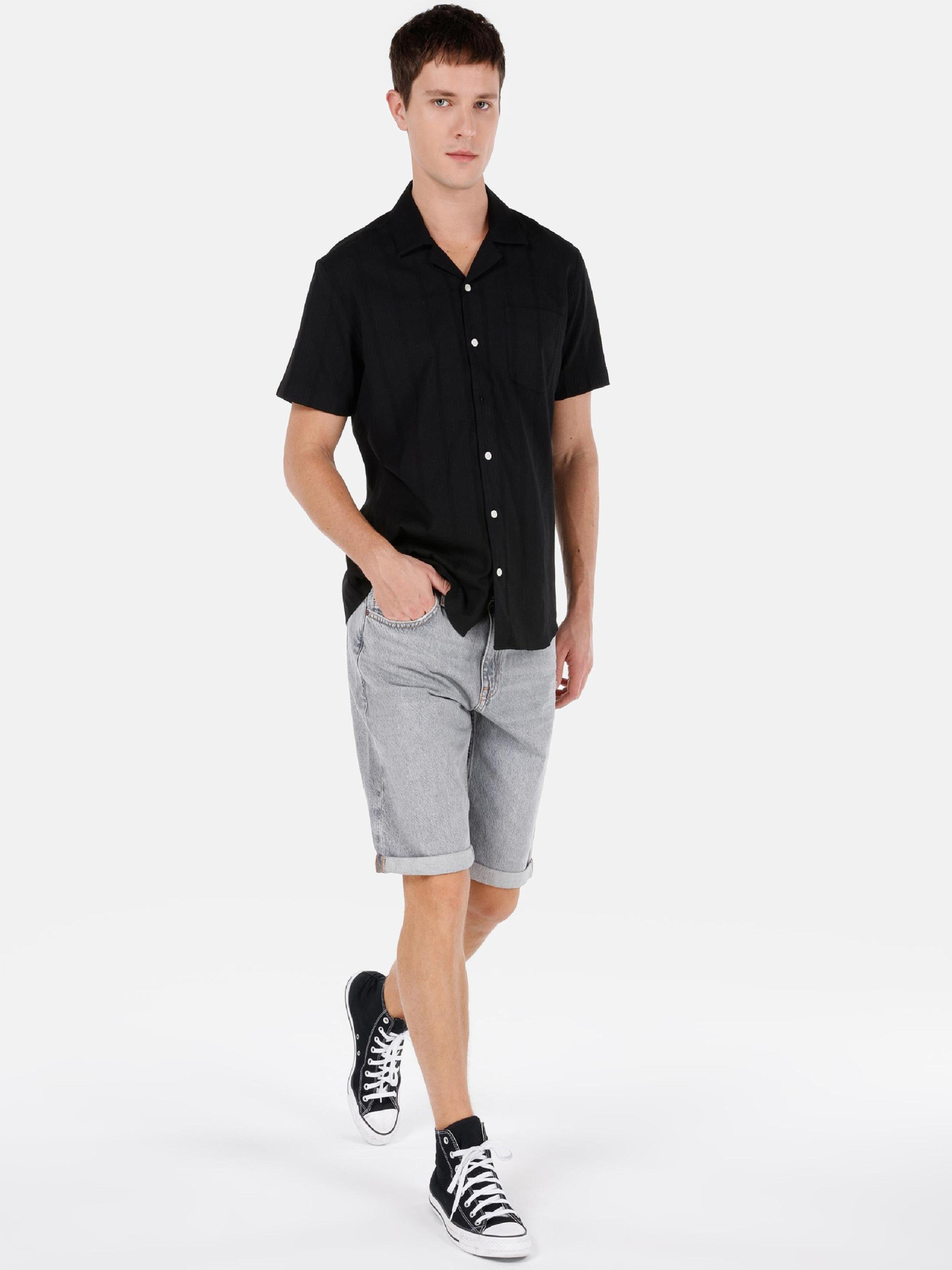 Шорти Colin’s модель CL1069538_Q1.V1_DN43514 Фото