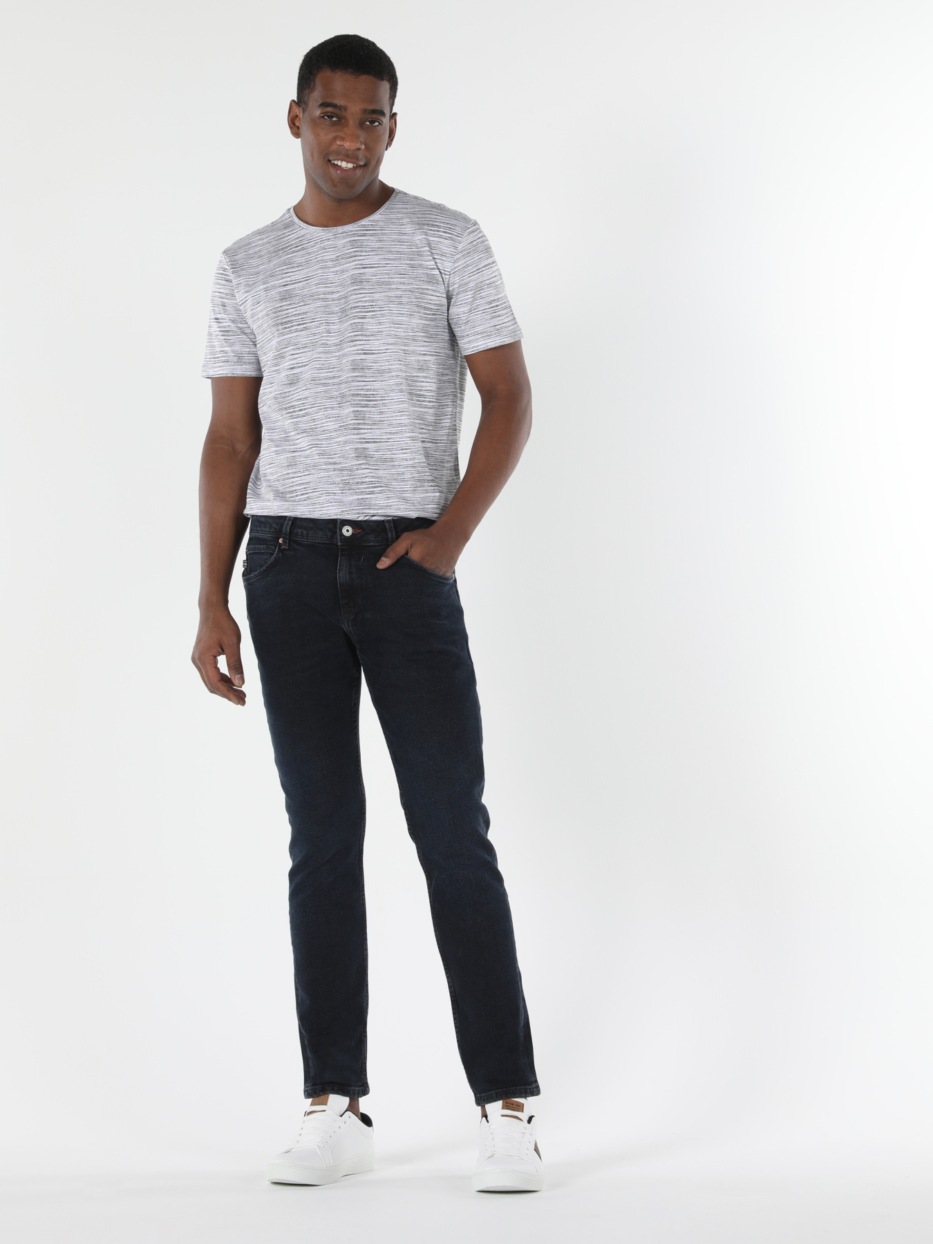 Прямые джинсы Colin’s модель CL1056641_Q1.V1_DN05361 Фото