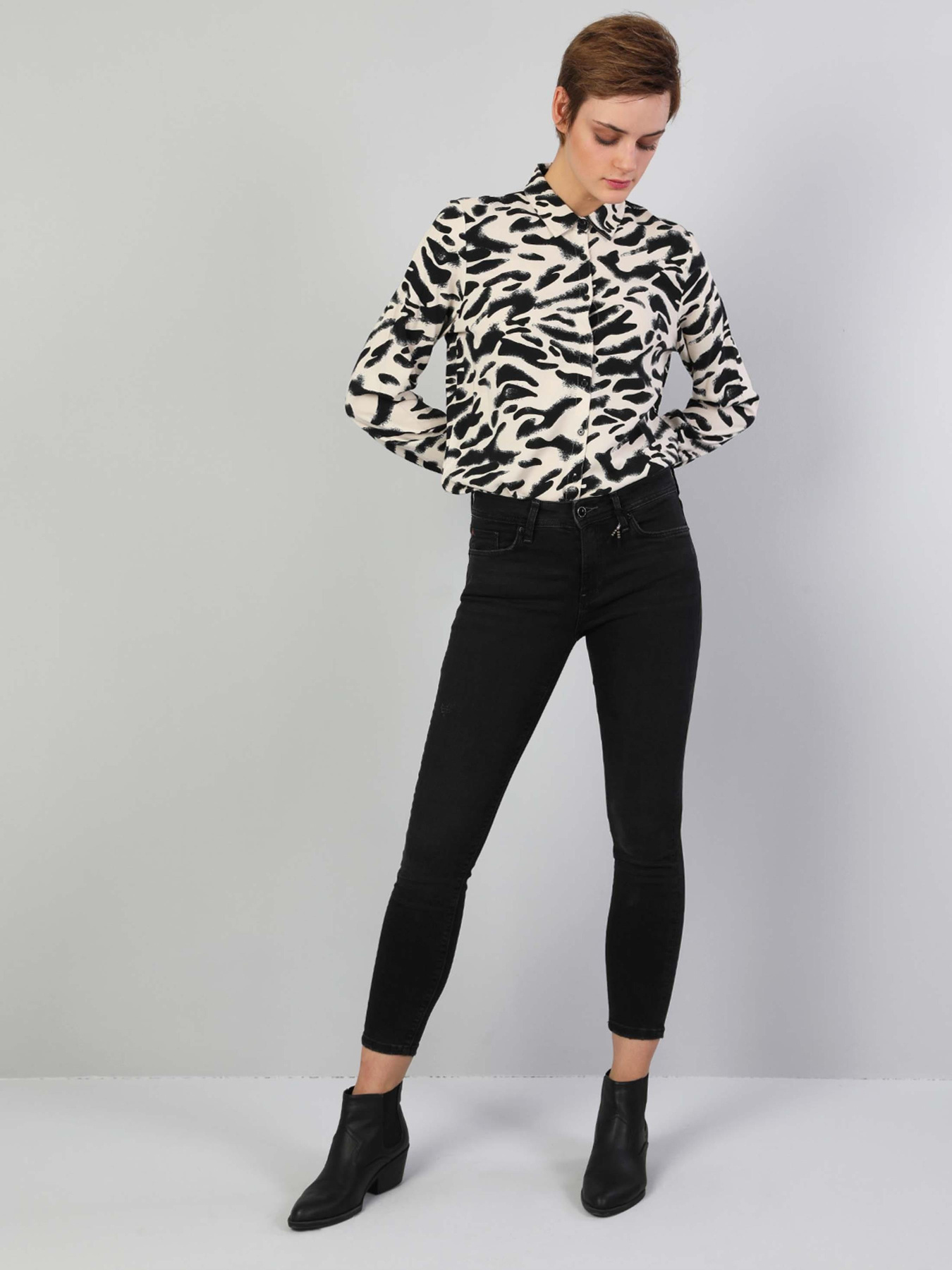 Джинсы Colin’s модель CL1046989_Q1.V1_DN40690 Фото