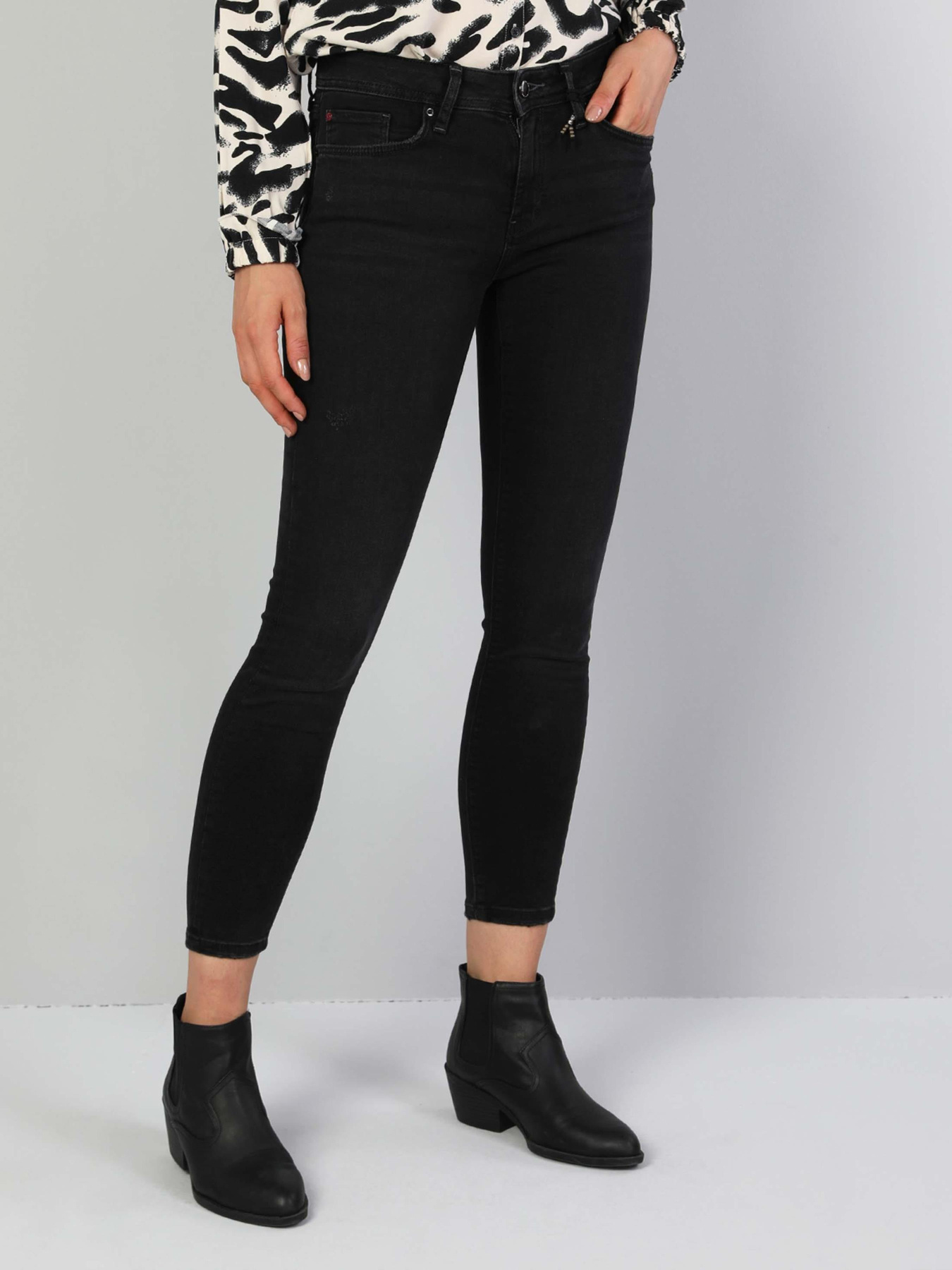 Джинсы Colin’s модель CL1046989_Q1.V1_DN40690 Фото