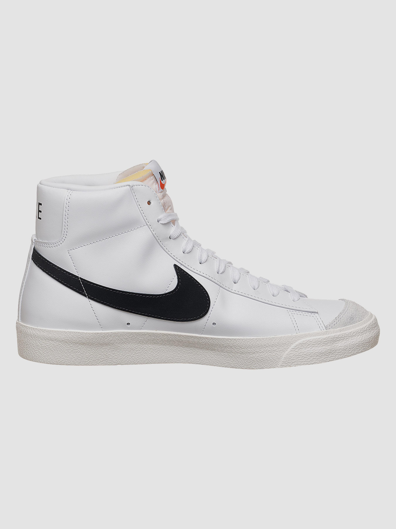 Кроссовки NIKE Nike Blazer Mid '77 Vintage (BQ6806-100) модель BQ6806-100 Фото
