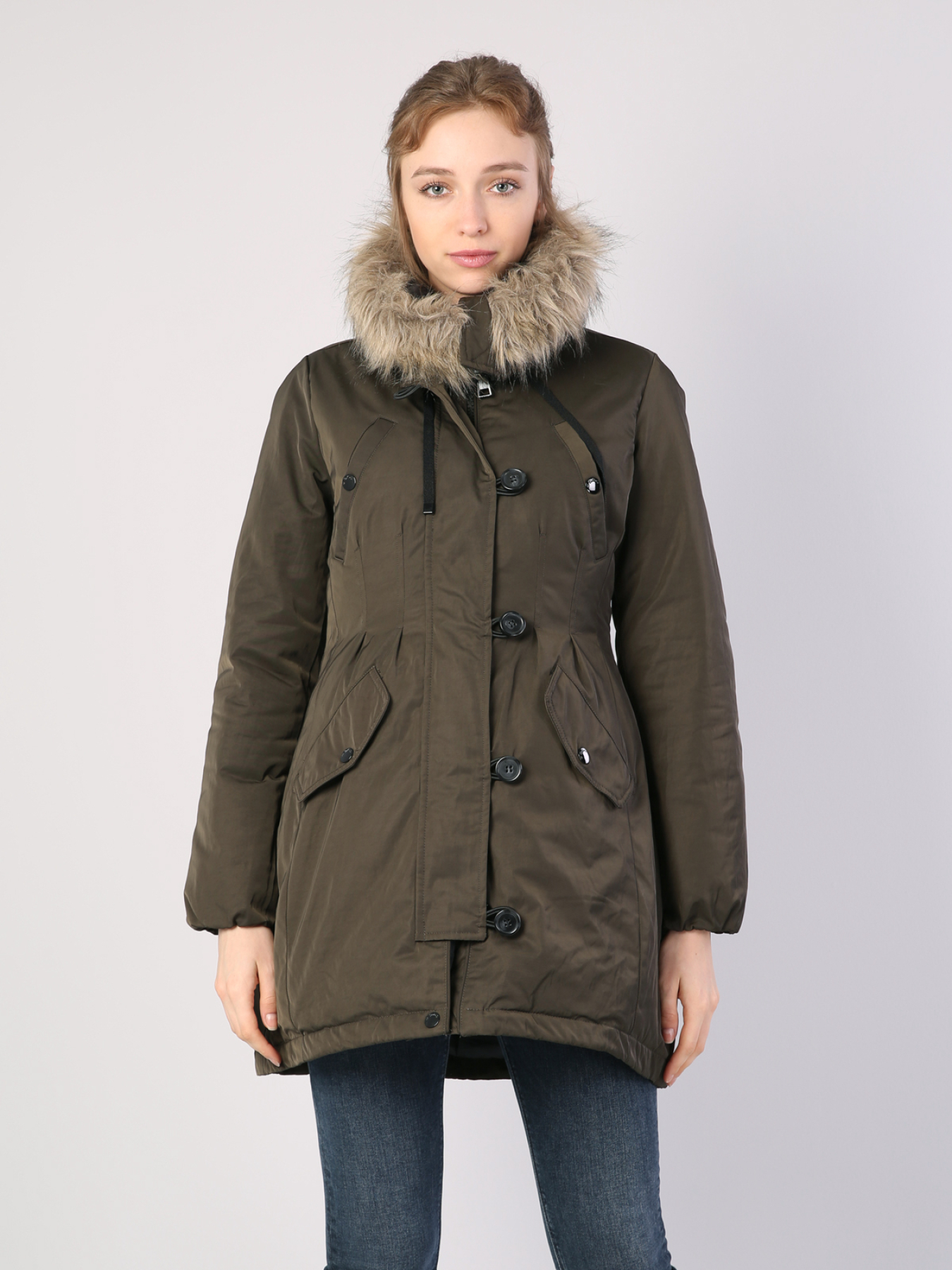 Куртки Colin’s модель CL1035417_q1.v1_KHA Фото