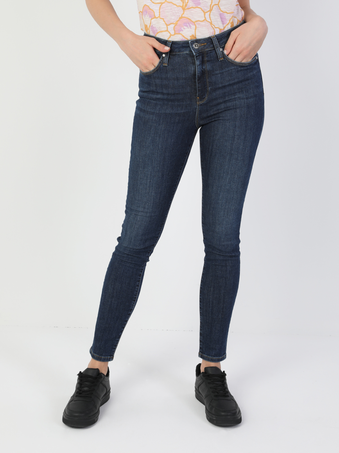 Скинни джинсы Colin’s модель CL1049657_Q1.V1_DN02323 Фото