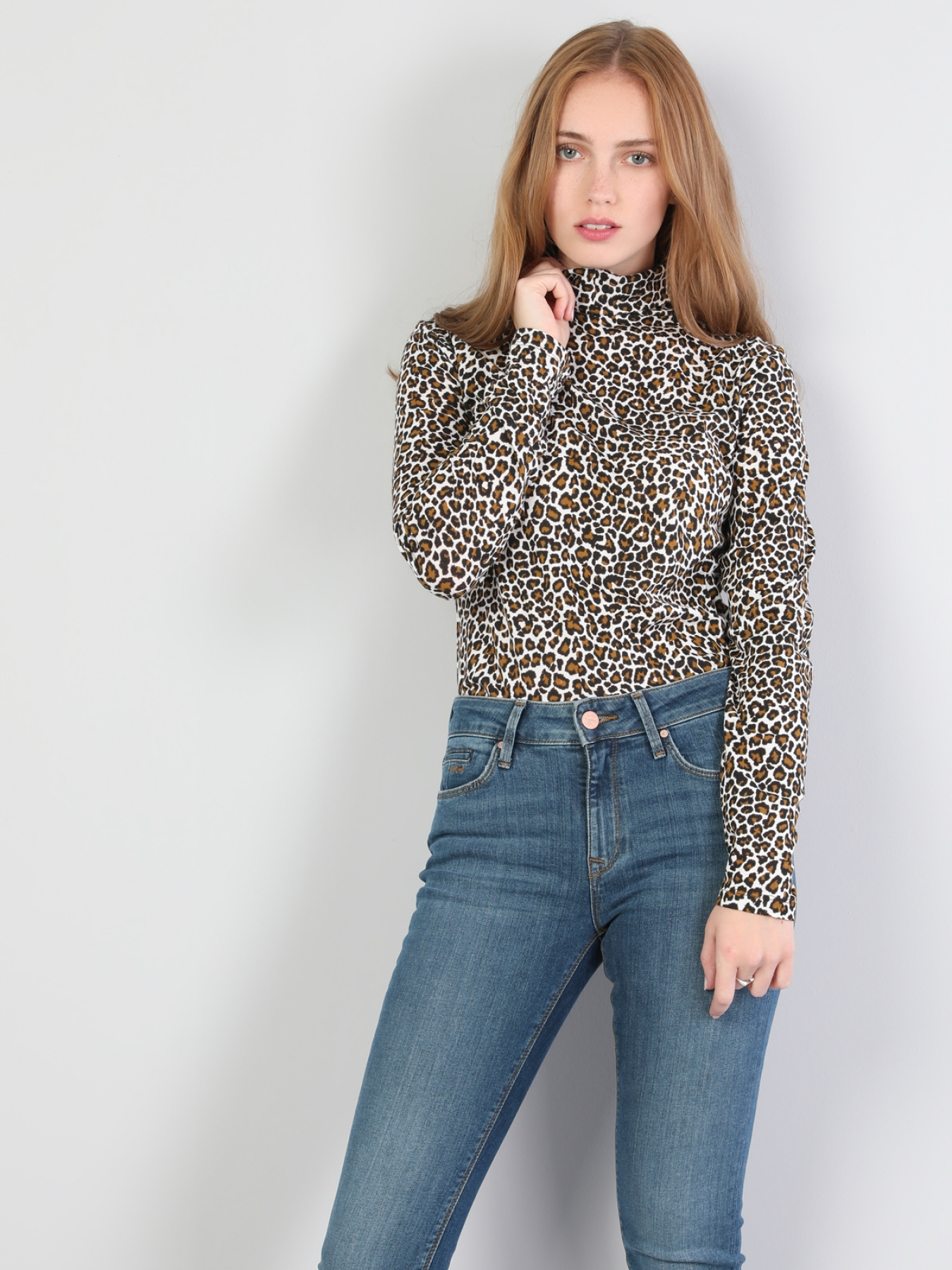 Худи и свитшоты Colin’s модель CL1045475_Q1.V1_MTC Фото