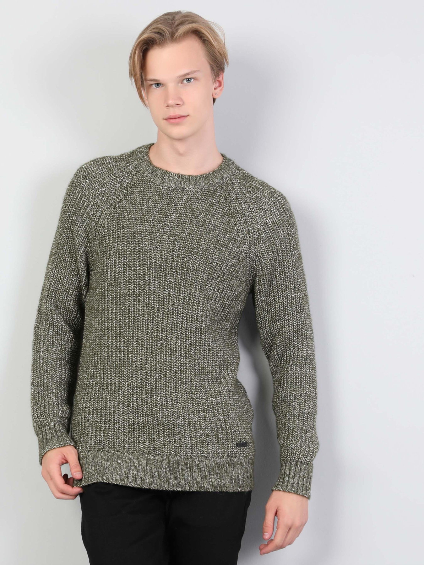 Худи и свитшоты Colin’s модель CL1044159_Q1.V1_GRM Фото