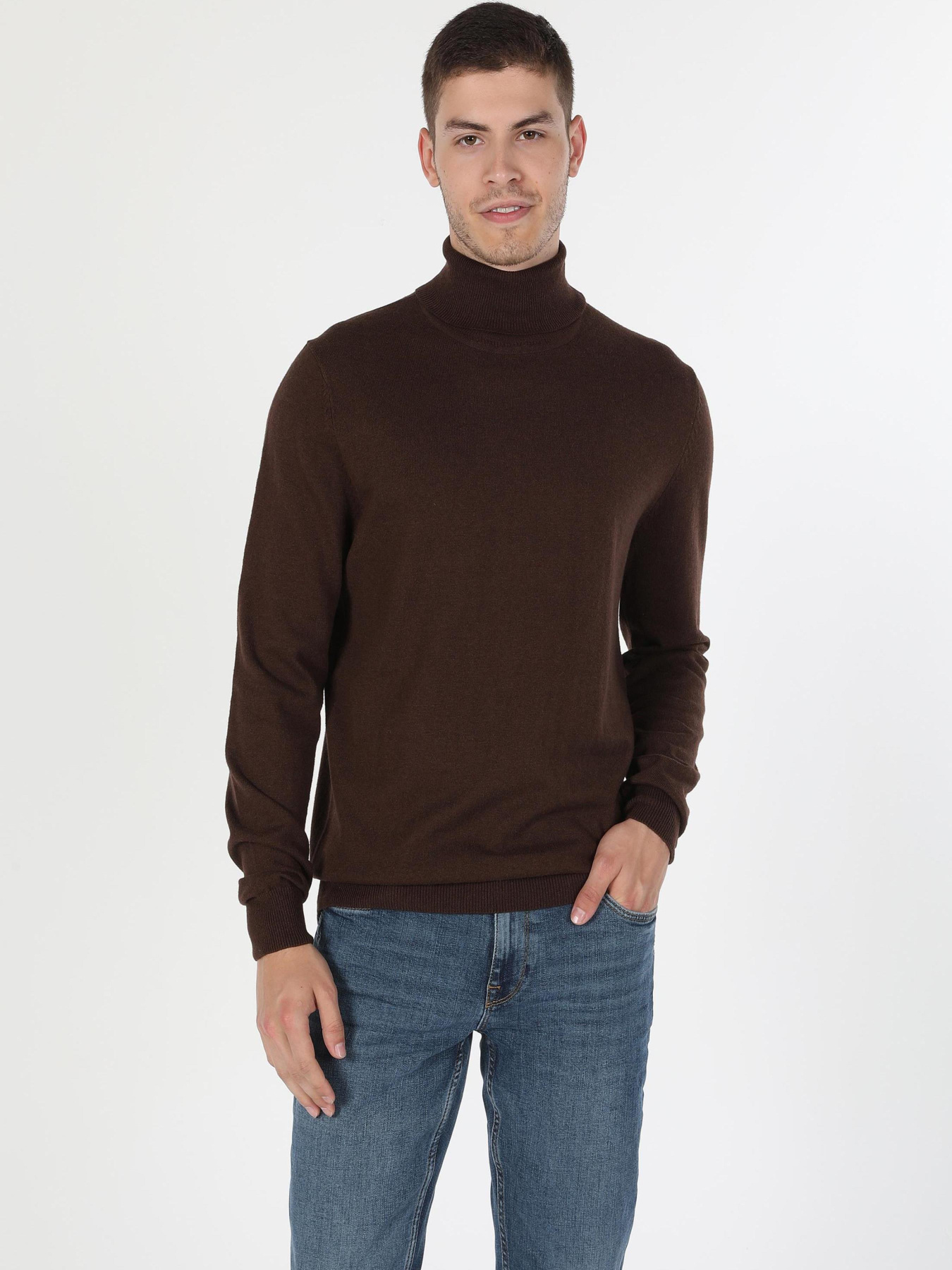 Худи и свитшоты Colin’s модель CL1023624_Q1.V1_DCC Фото