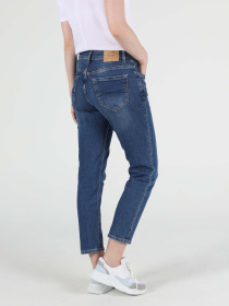 Бойфренды Colin’s модель CL1052012_Q1.V1_DN40700 Бойфренды Colin’s модель CL1052012_Q1.V1_DN40700 Фото