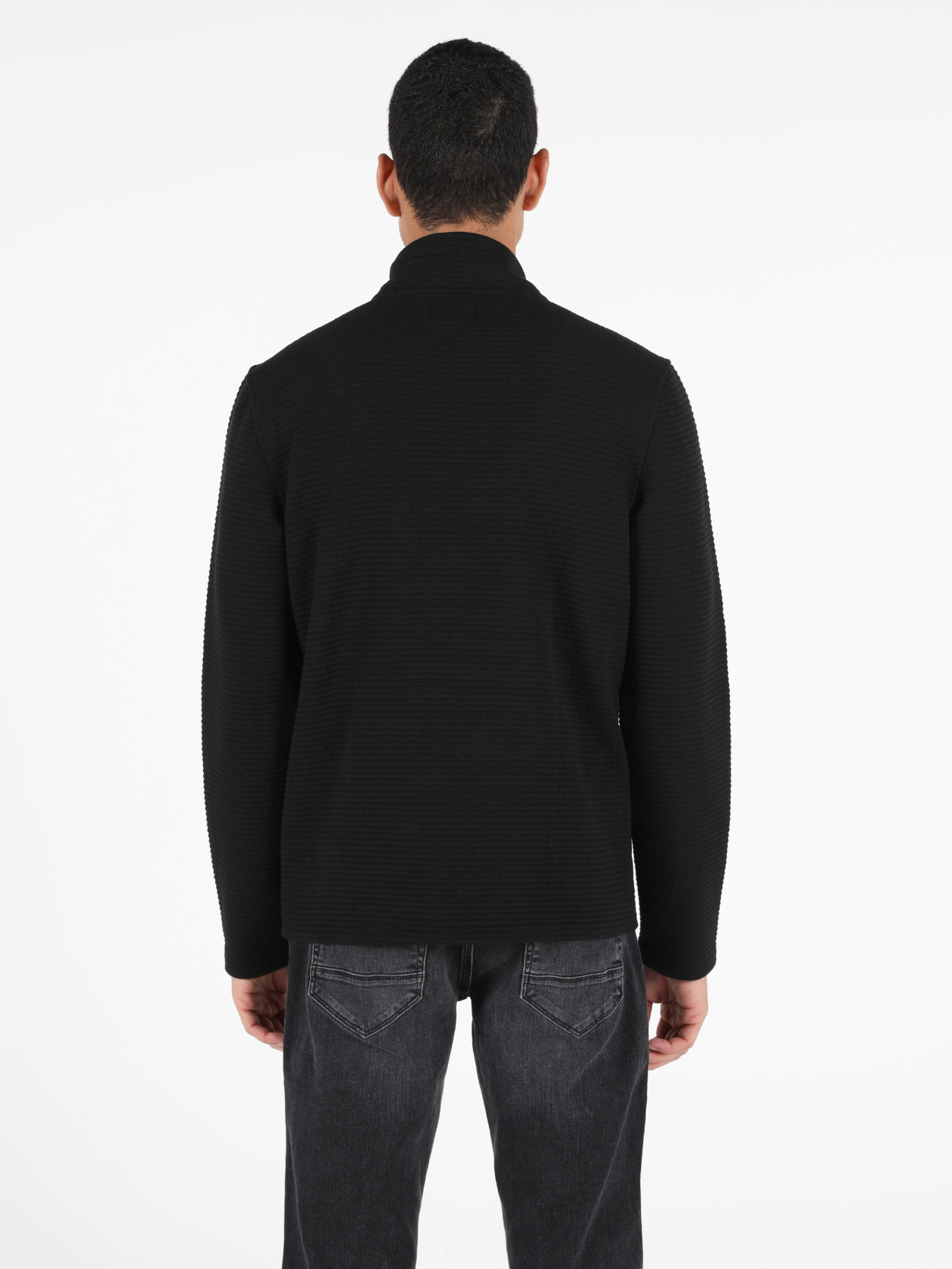 Кофты и свитера Colin’s модель CL1050964_Q1.V1_BLK Фото