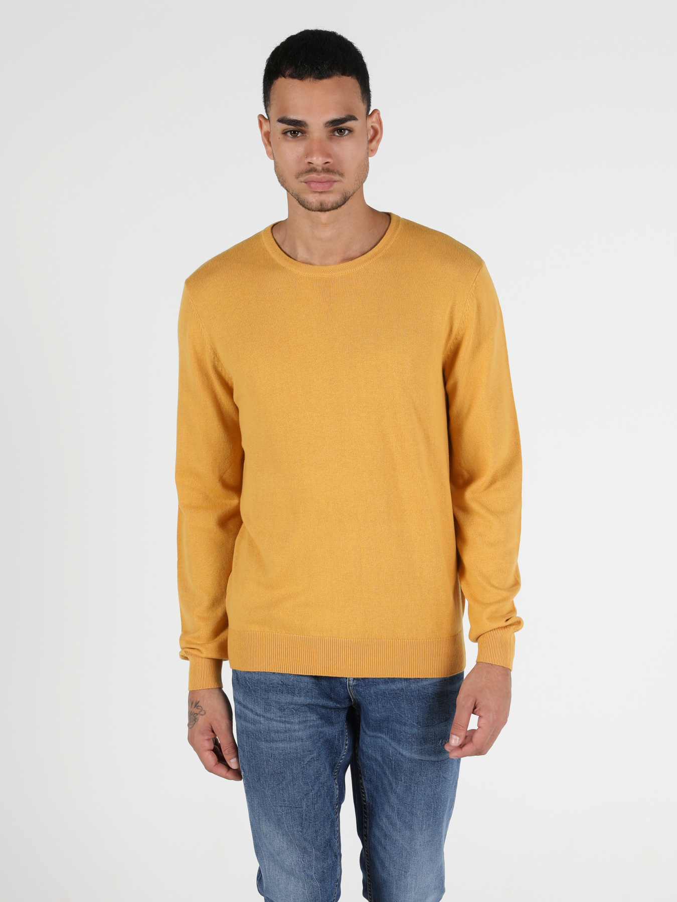 Худи и свитшоты Colin’s модель CL1051445_Q1.V1_YLM Фото