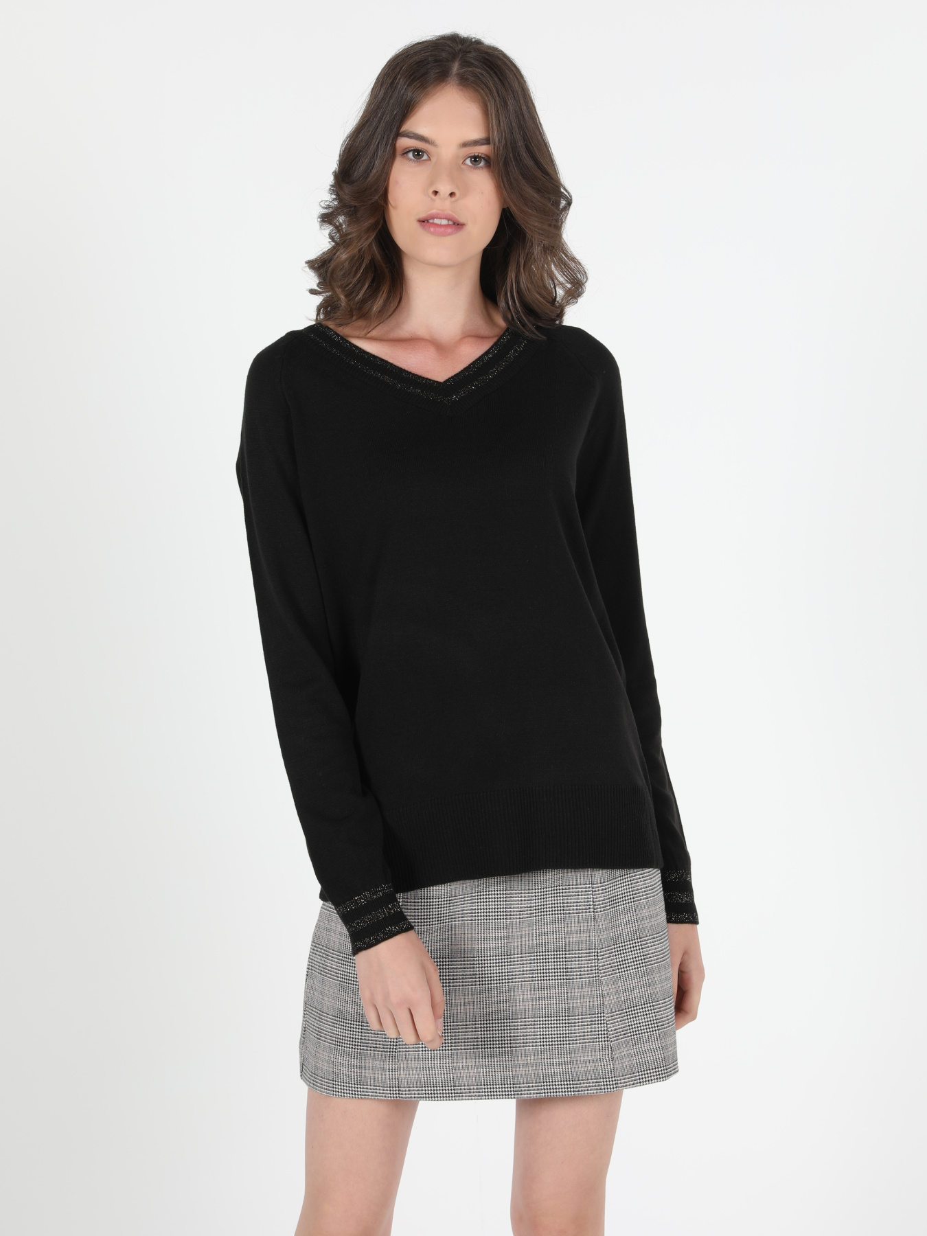 Кофты и свитера Colin’s модель CL1050551_Q1.V1_BLK Фото