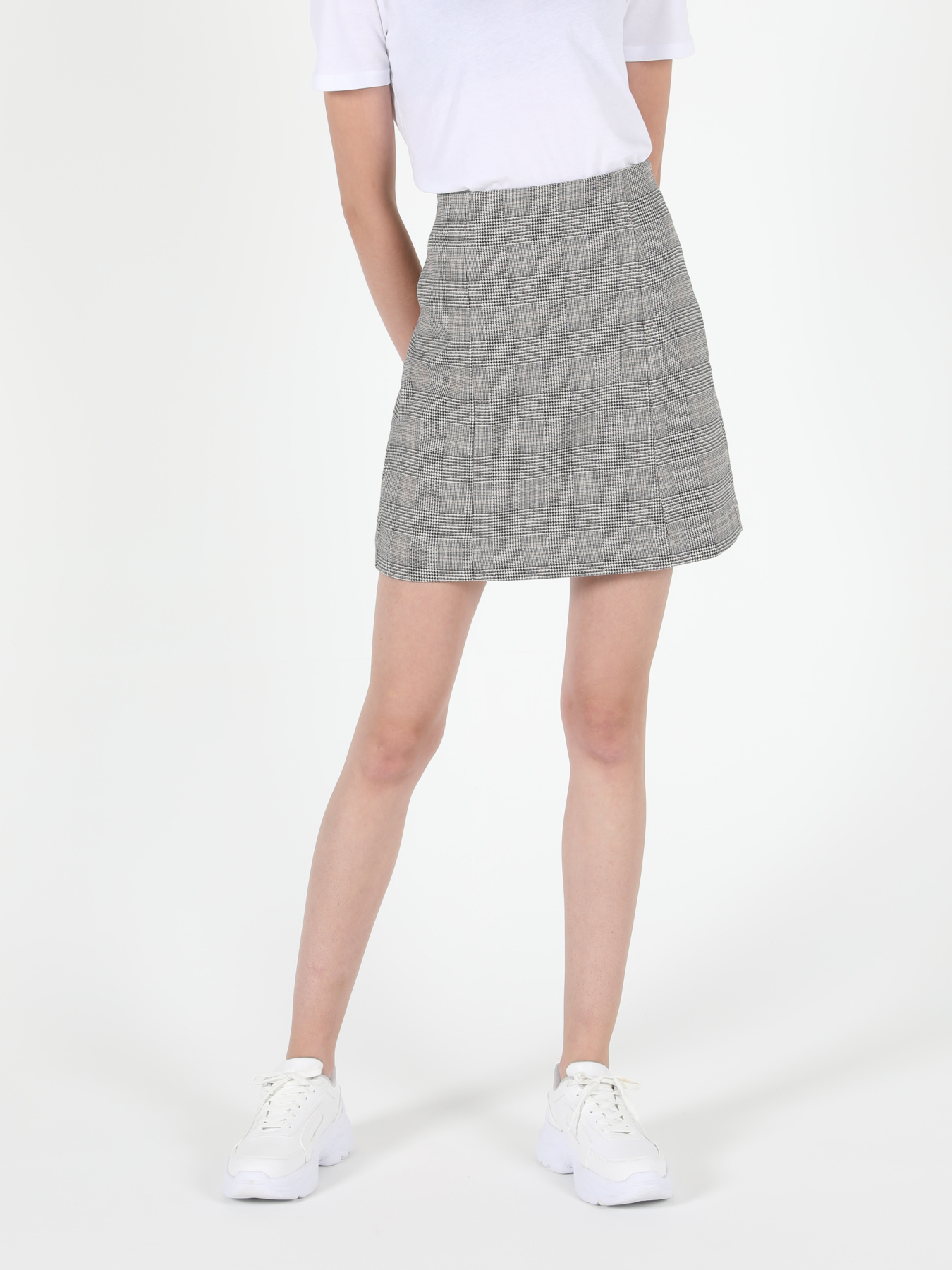 Юбки Colin’s модель CL1050386_Q1.V1_GRA Фото