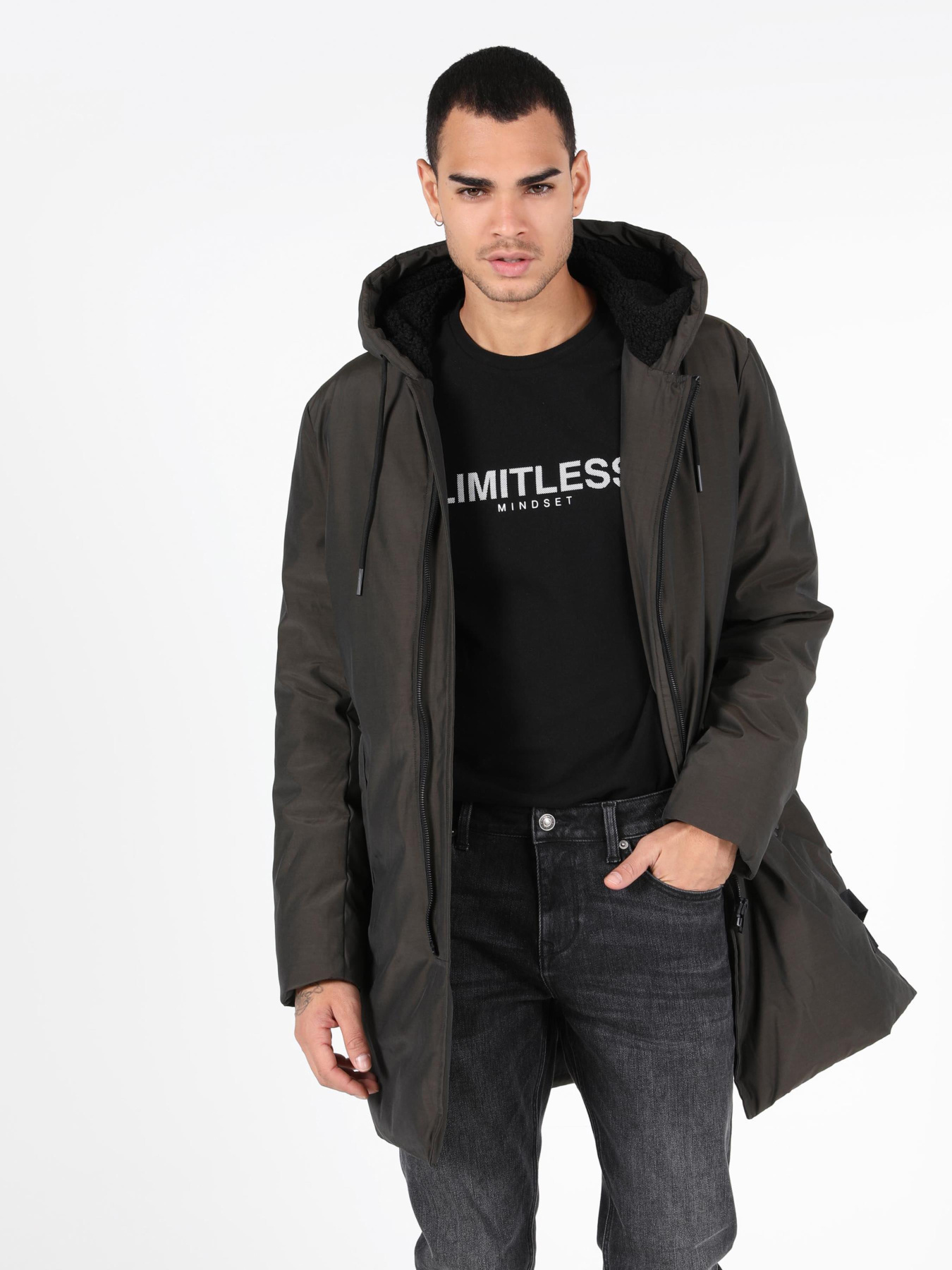 Куртки Colin’s модель CL1051118_Q1.V1_DKH Фото