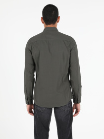 Сорочки Colin’s модель CL1049880_Q1.V1_KHA Сорочки Colin’s модель CL1049880_Q1.V1_KHA Фото